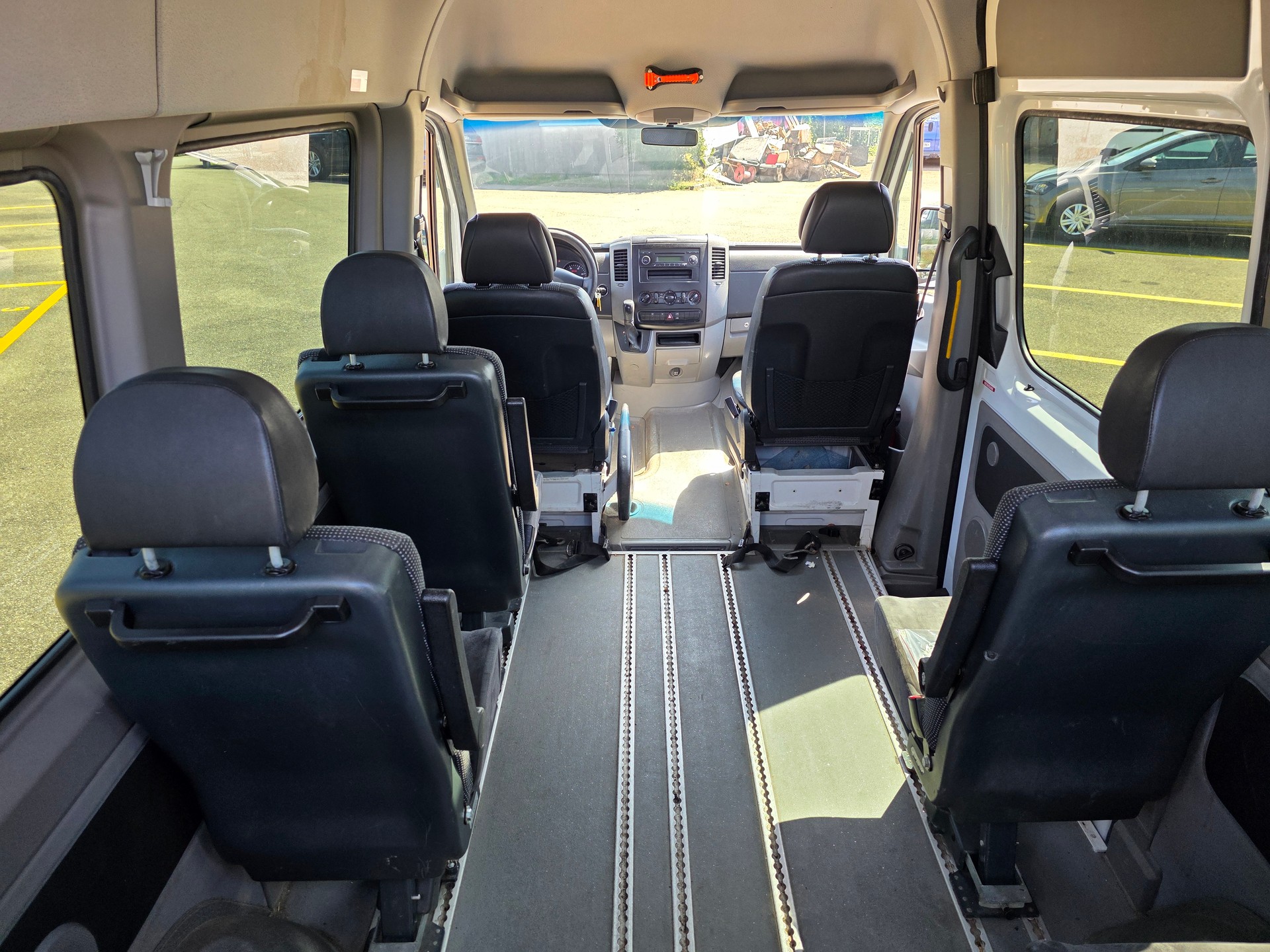 MERCEDES-BENZ Sprinter 211 CDI Kompakt-image-10