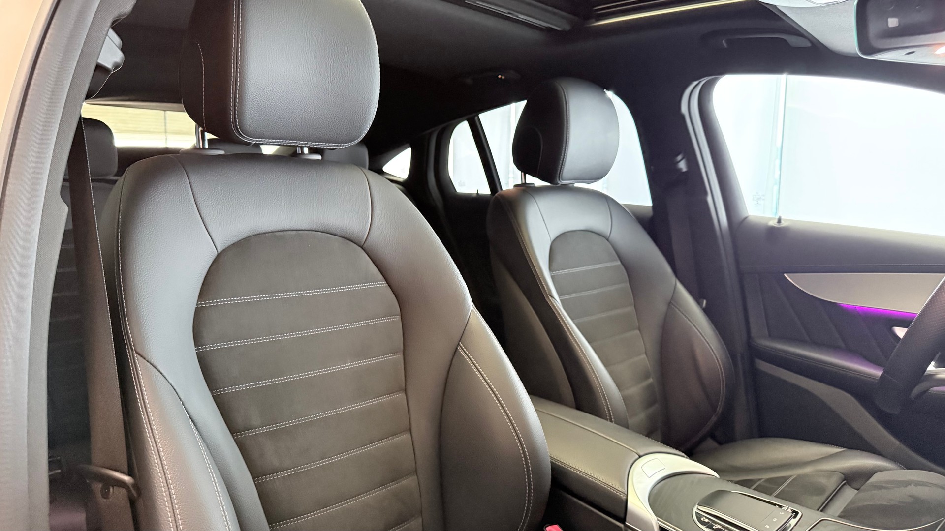 MERCEDES-BENZ GLC 200 Night Star AMG Line 4m Coupé-image-23
