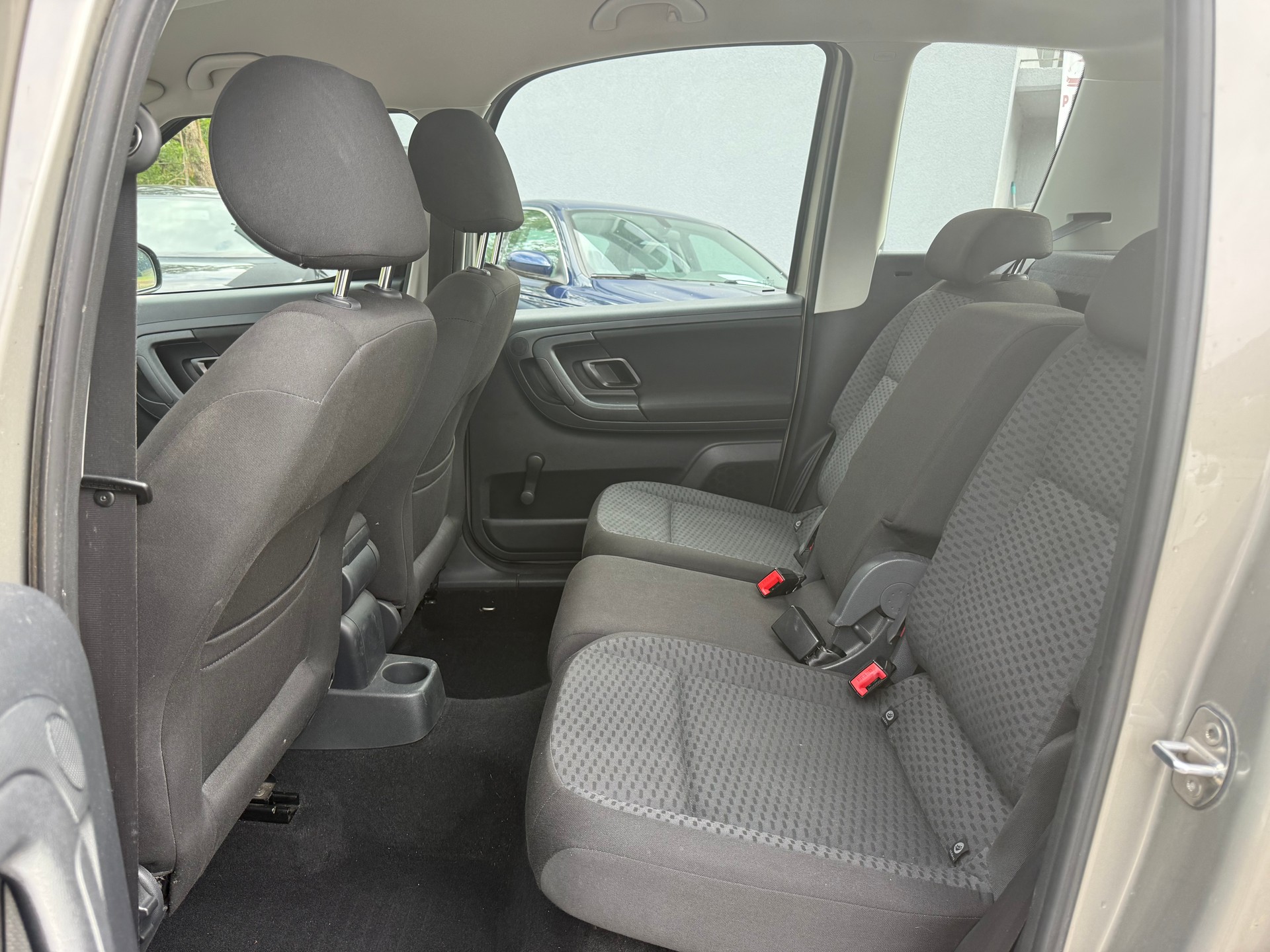 SKODA Roomster 1.2 TSI Elegance DSG-image-8