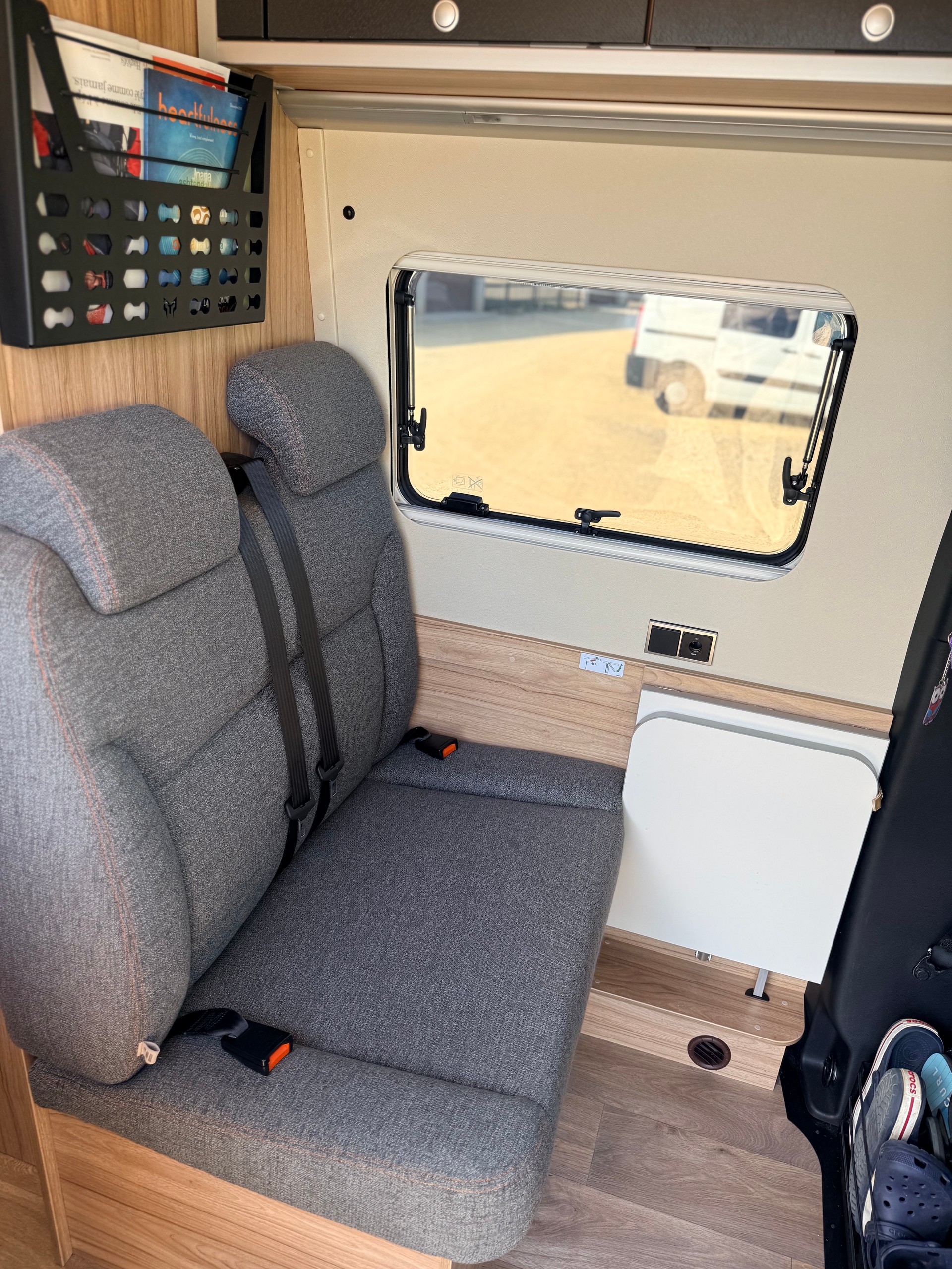 MERCEDES-BENZ Hymer Grand Canyon S Crossover-image-9