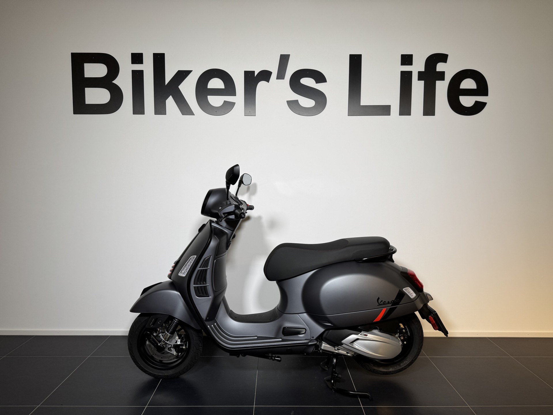 PIAGGIO Vespa GTS 310 Super Sport MY 2026-showroom-element-1