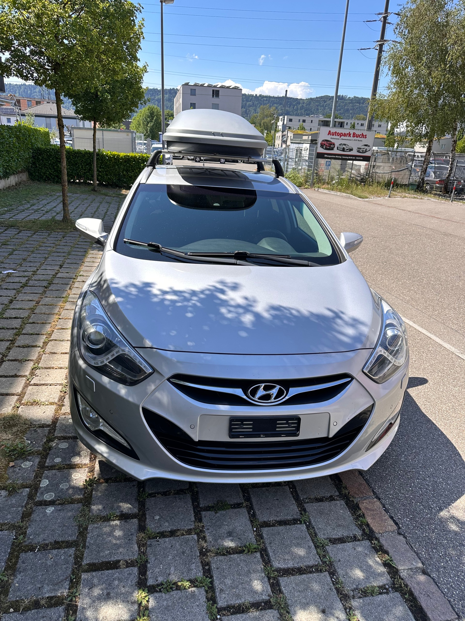 HYUNDAI i40 Wagon 1.7 CRDI Style Automatic-image-8