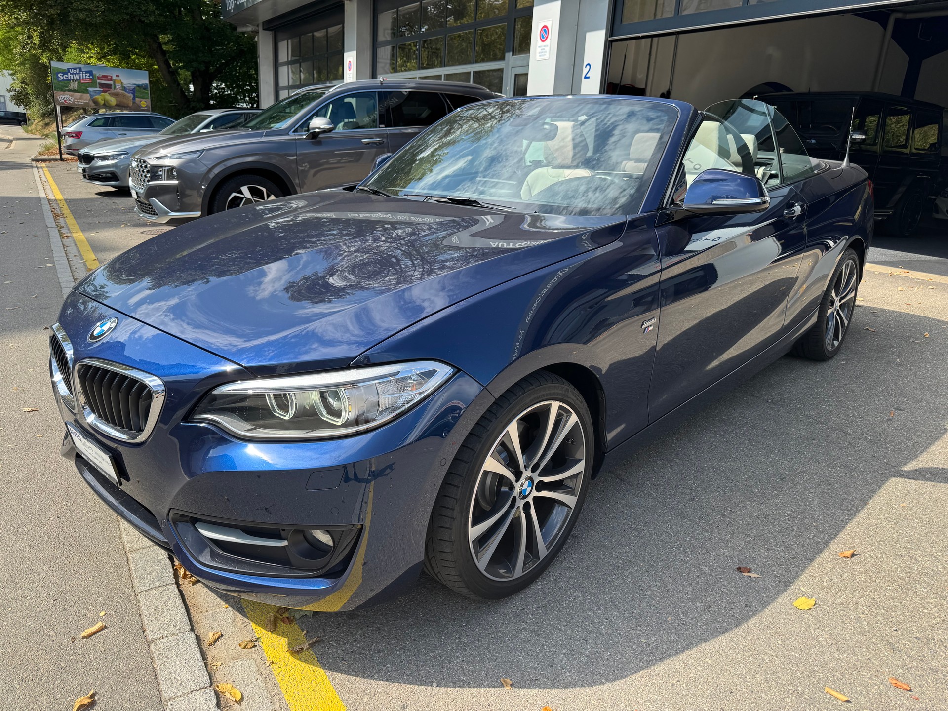 BMW 228i Sport Line Steptronic-showroom-element-3