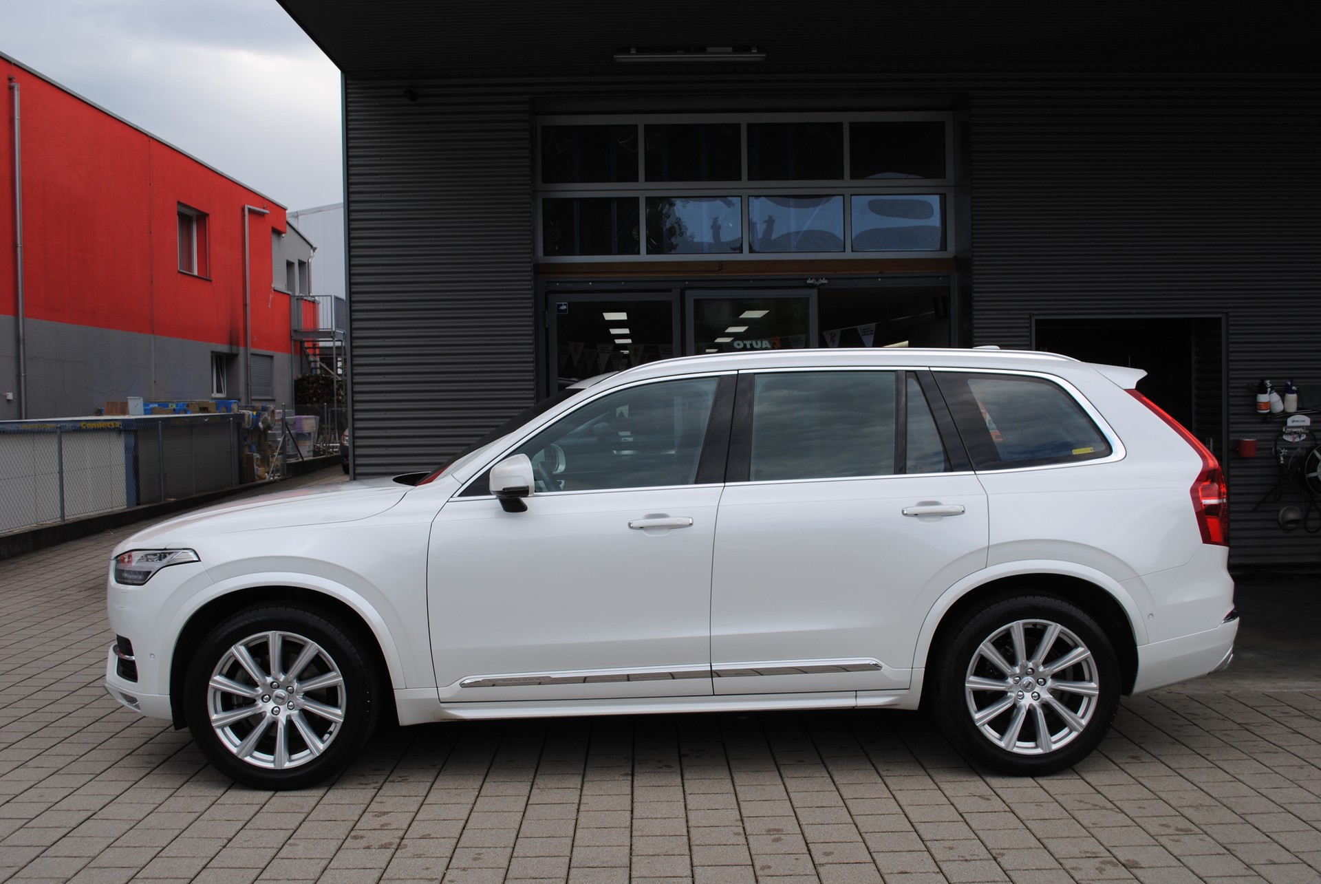 VOLVO XC90 T6 AWD Inscription Geartronic-showroom-element-3