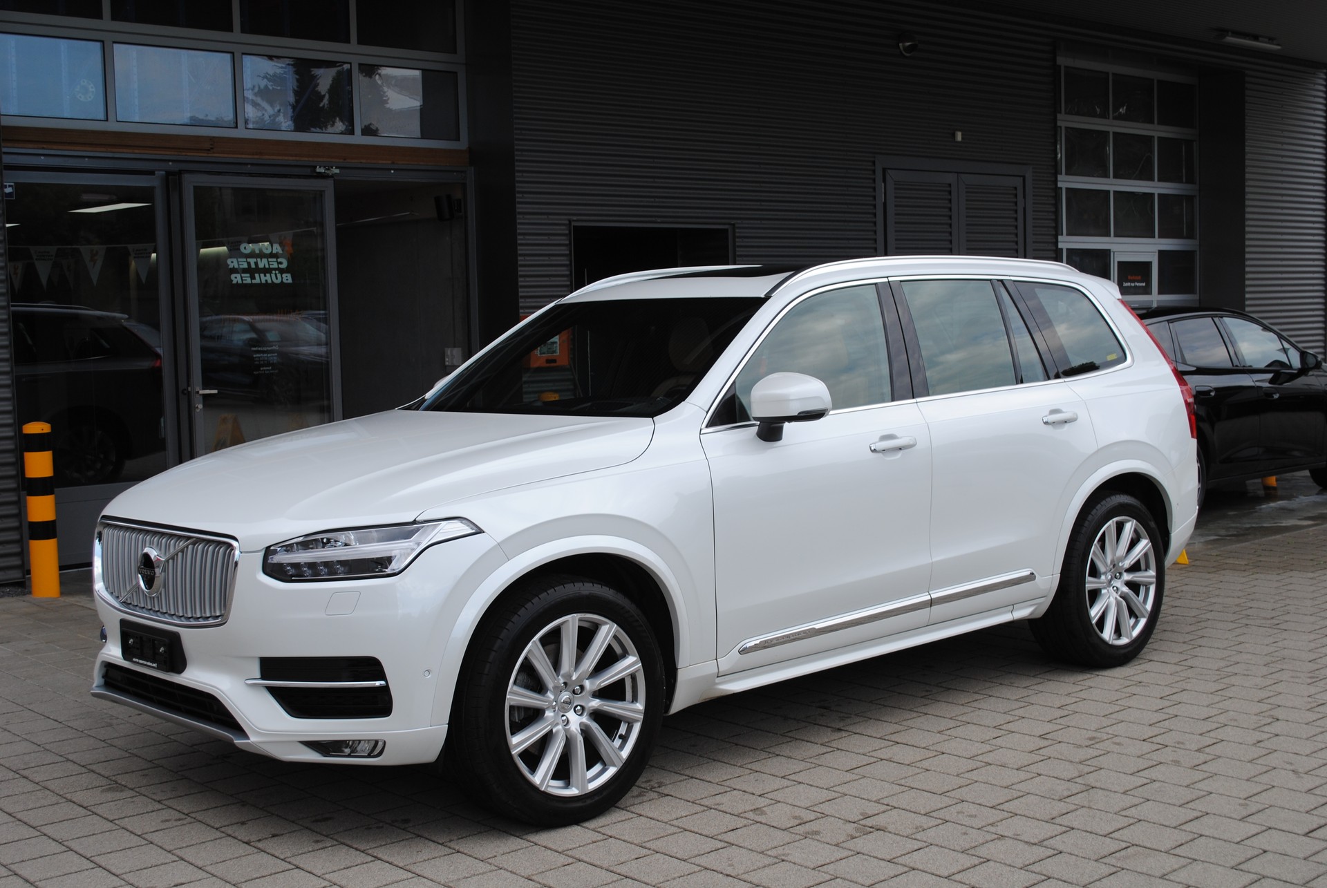 VOLVO XC90 T6 AWD Inscription Geartronic-showroom-element-2
