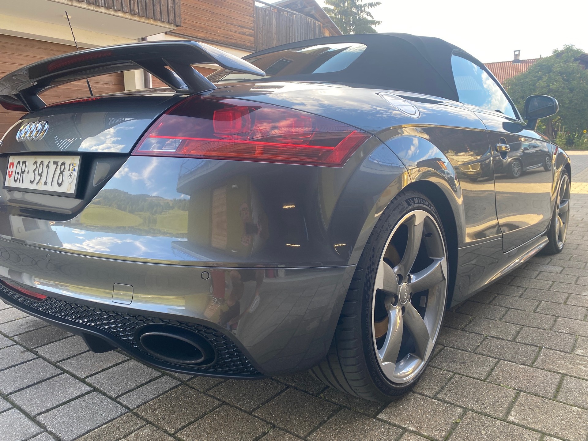 AUDI TT RS Roadster 2.5 TFSI quattro