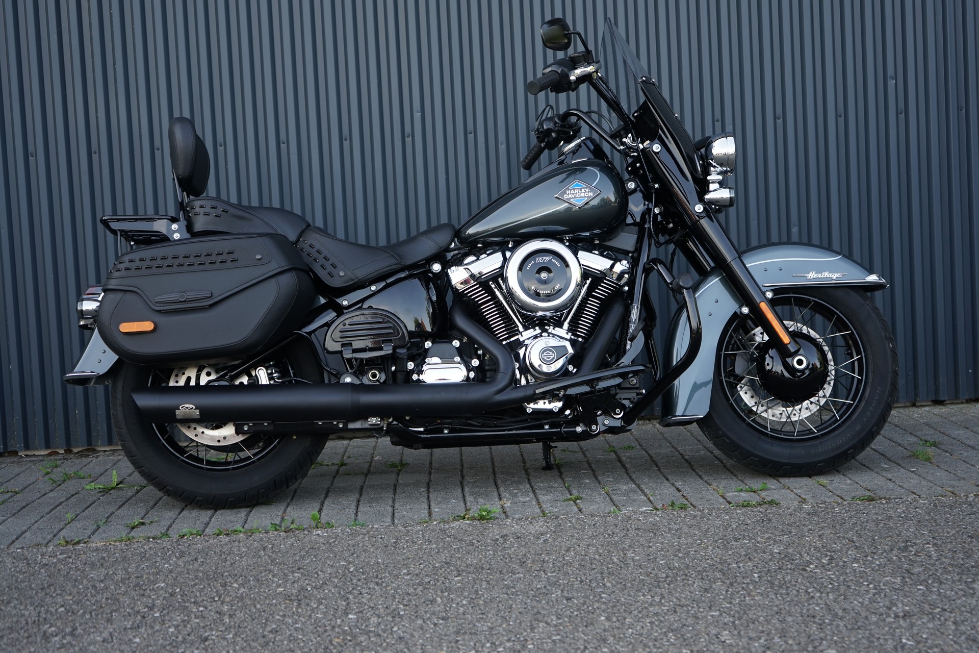 HARLEY-DAVIDSON FLHC Heritage Classic 117ci