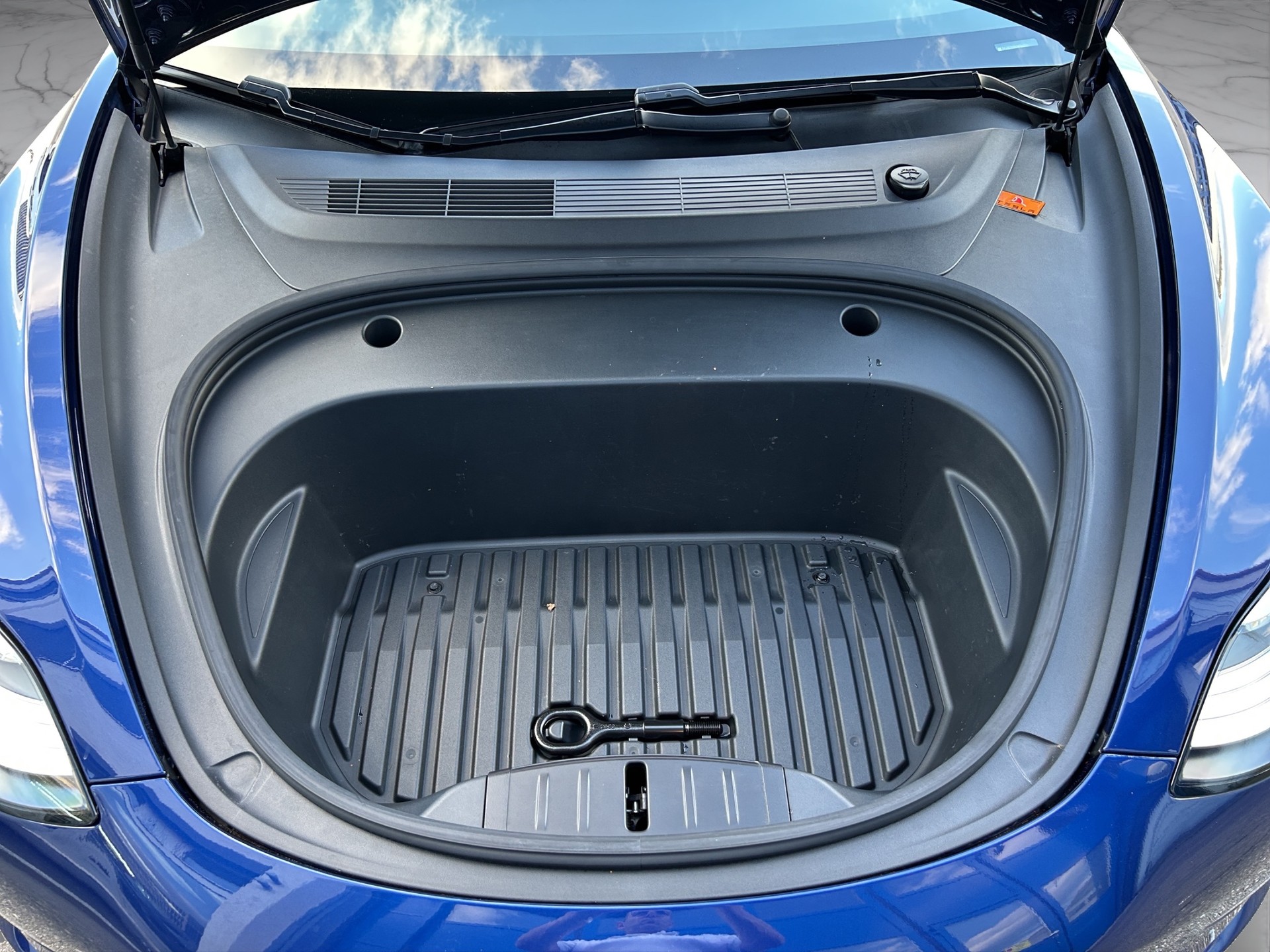 TESLA Model 3 Long Range Dual Motor AWD-image-13