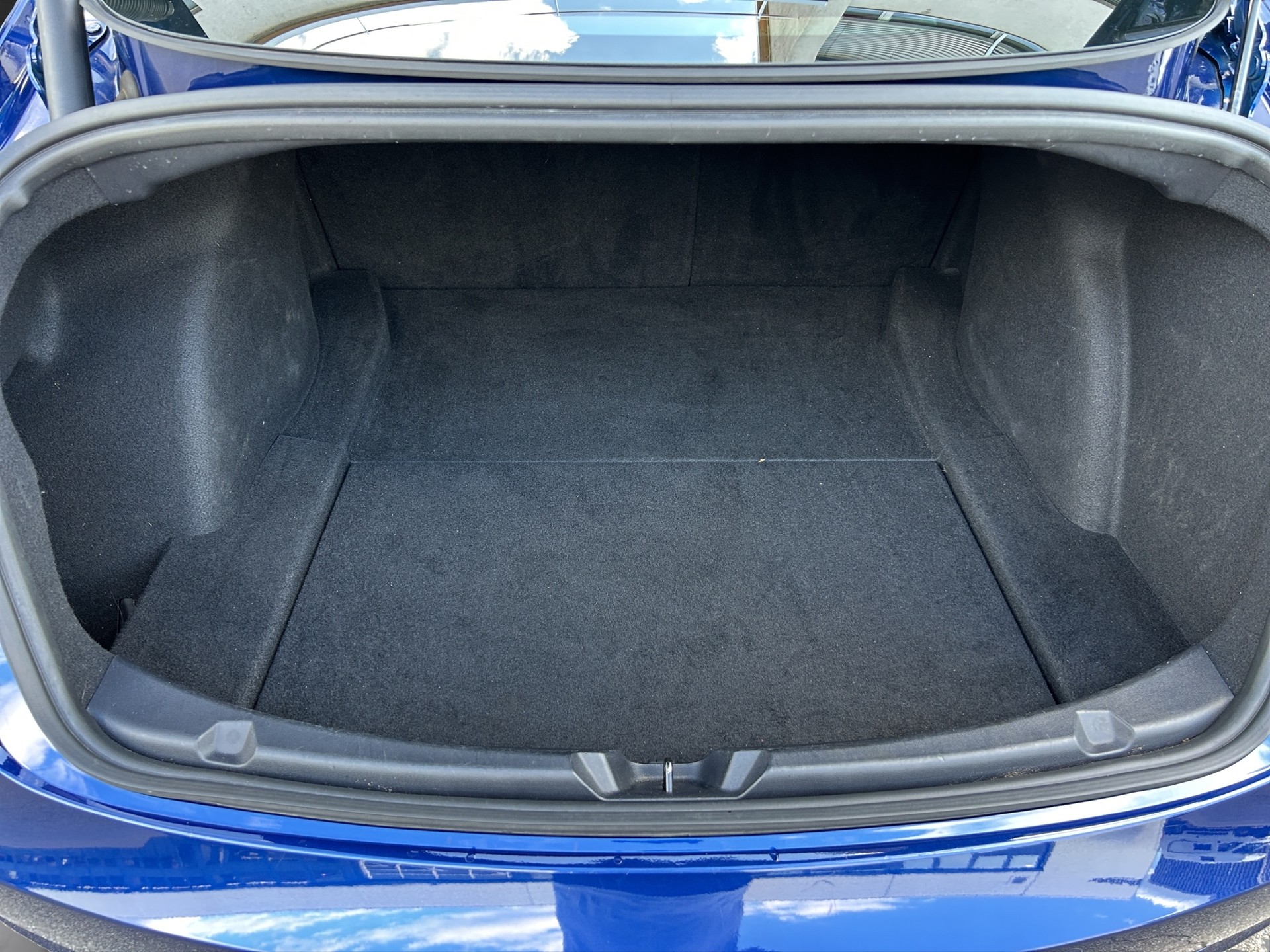 TESLA Model 3 Long Range Dual Motor AWD-image-12
