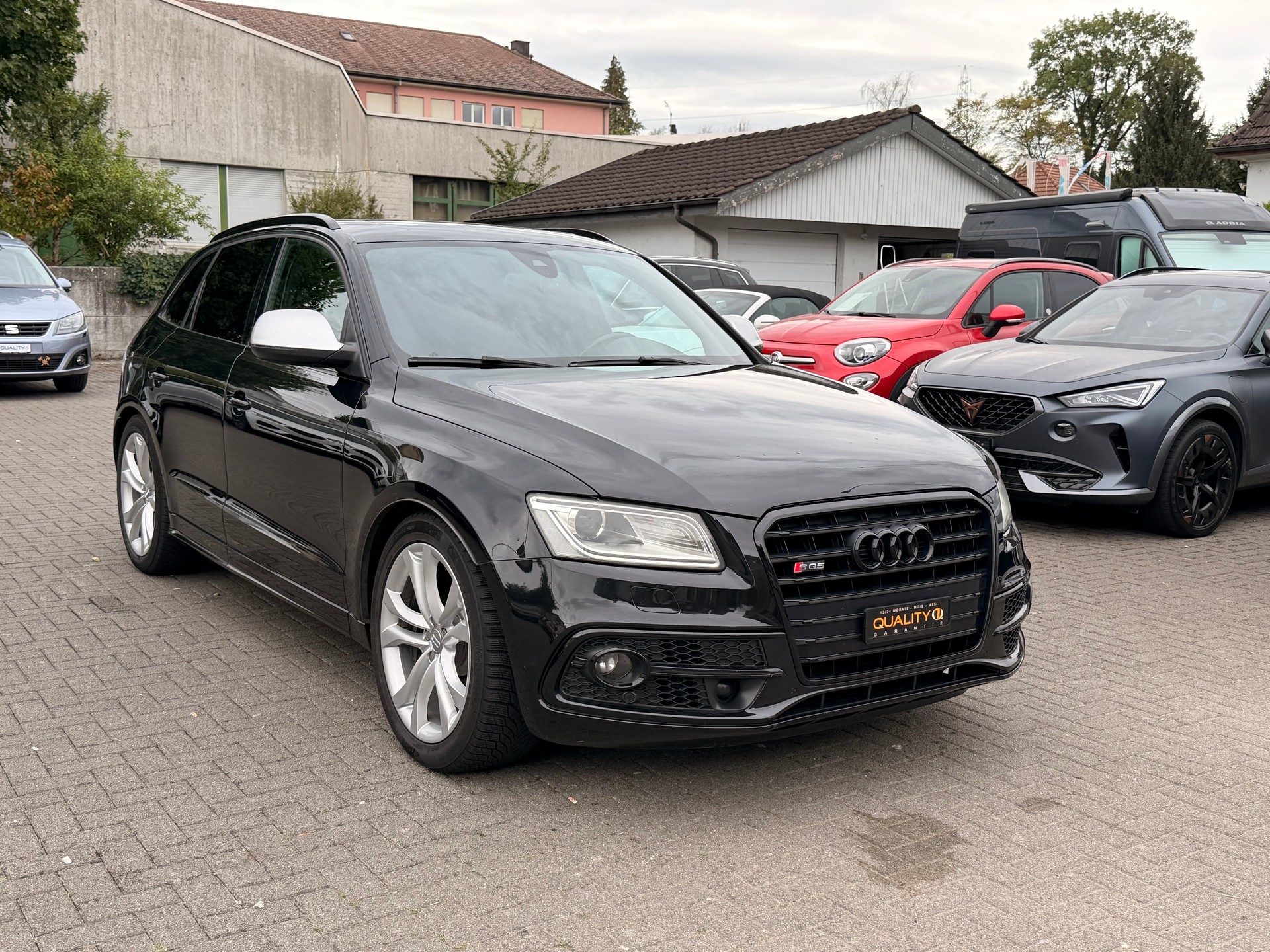 AUDI SQ5 3.0 TDI quattro tiptronic-showroom-element-1
