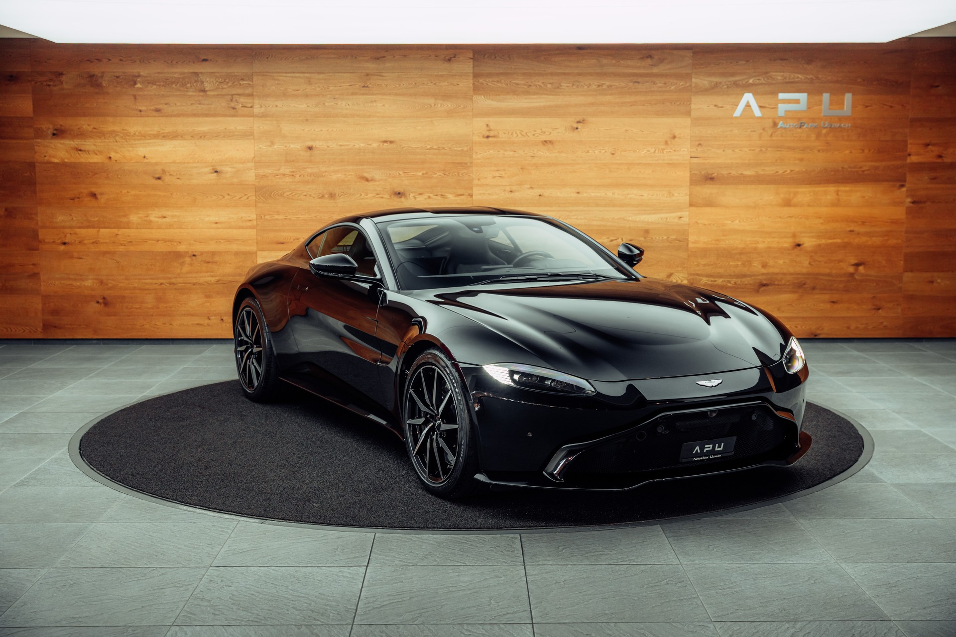 ASTON MARTIN V8 Vantage 4.0 Coupé