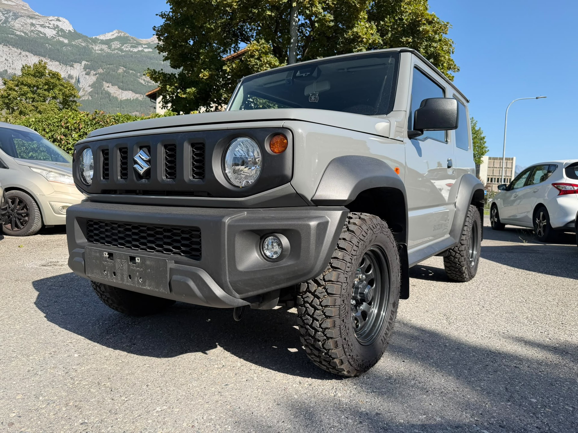 SUZUKI Jimny 1.5 Compact+ 4x4-image-1