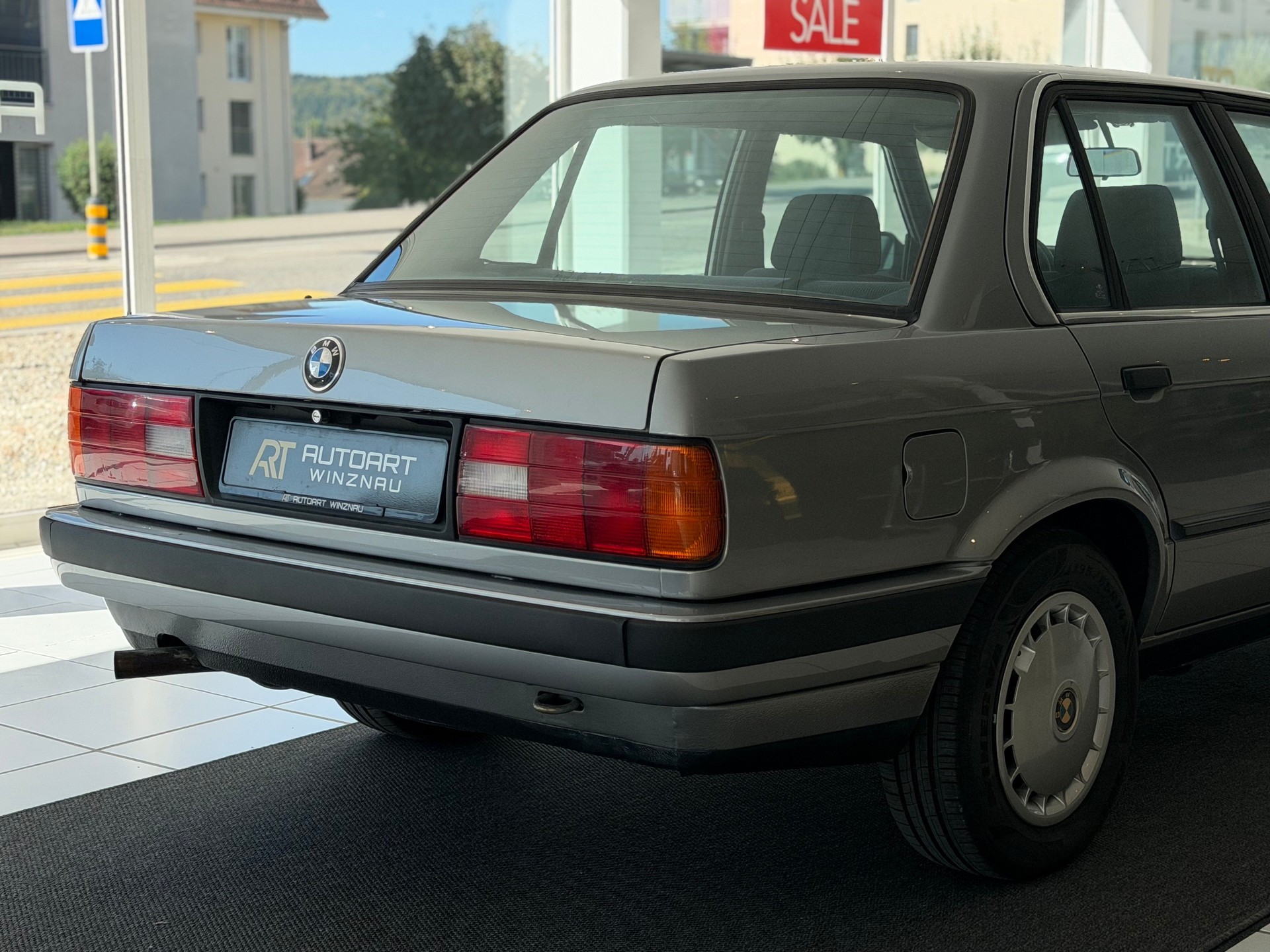 BMW 318 i E30 **Frisch ab MFK & Service**-image-7