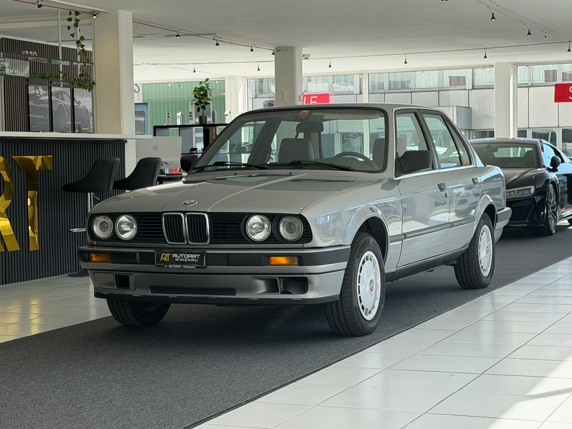 BMW 318 i E30 **Frisch ab MFK & Service**