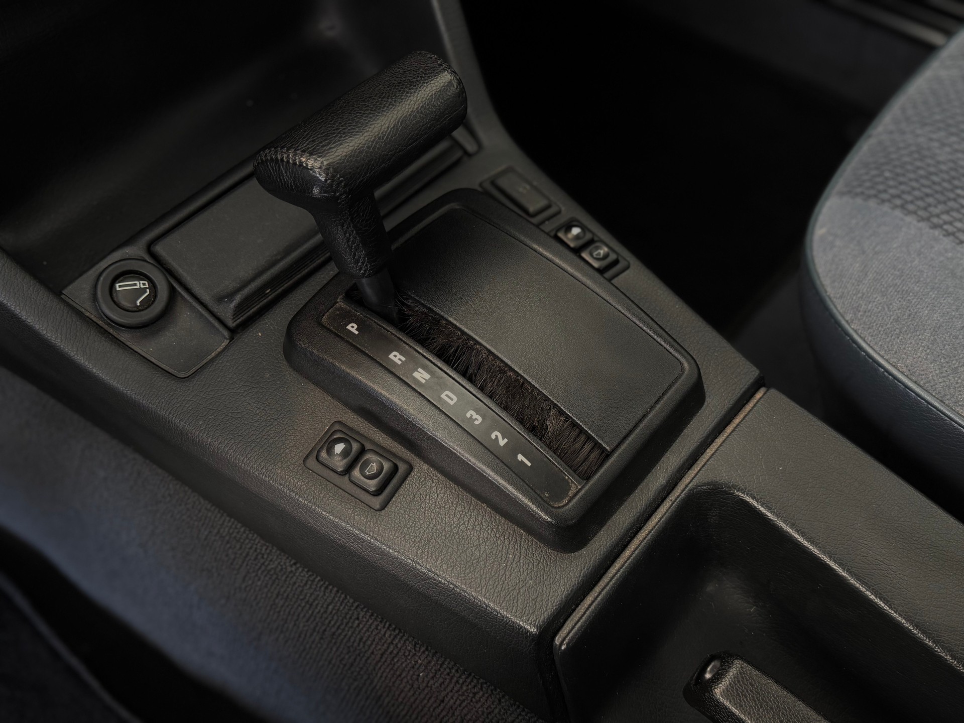 BMW 318 i E30 **Frisch ab MFK & Service**-image-22