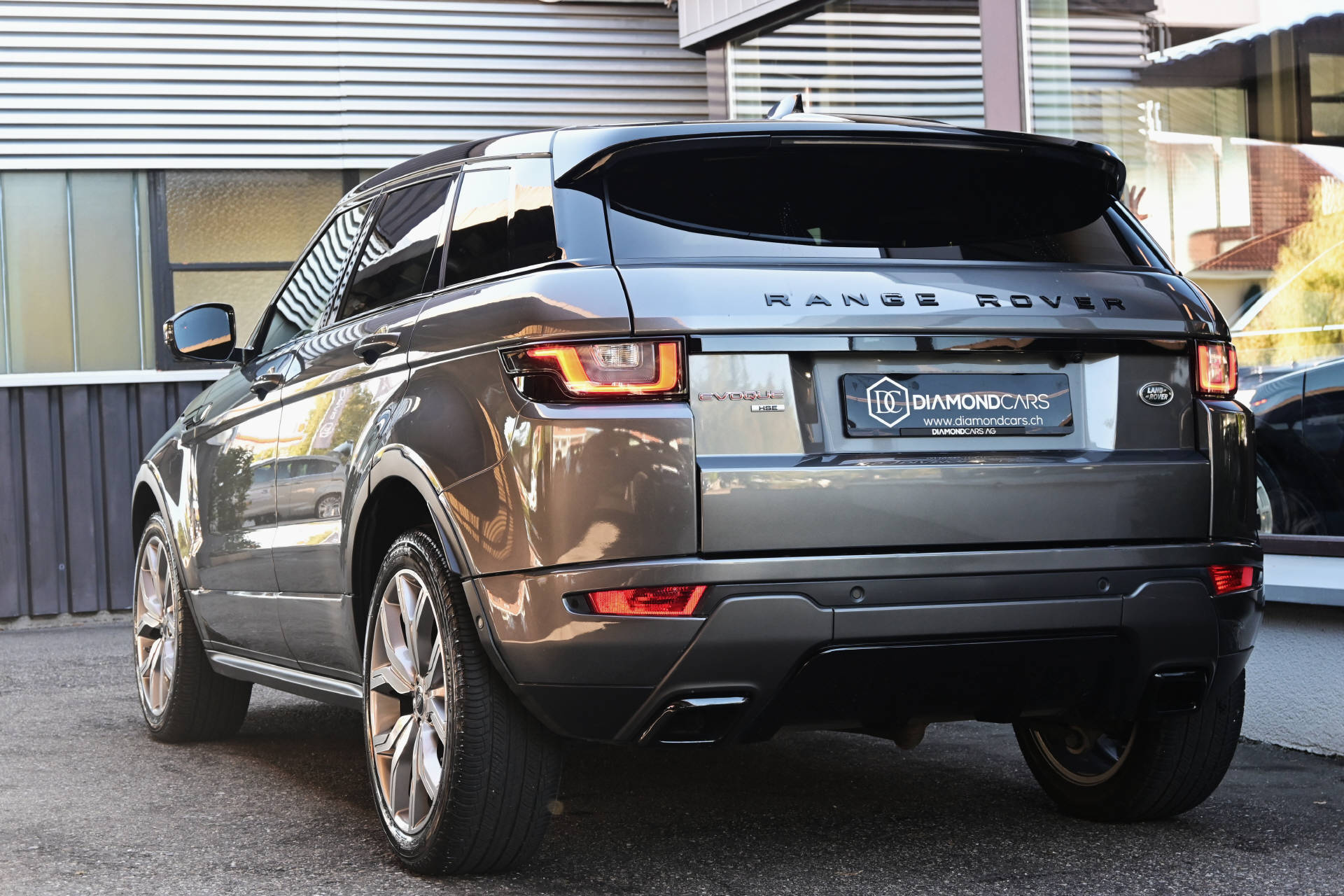 LAND ROVER Range Rover Evoque 2.0 TD4 HSE Dynamic-image-6