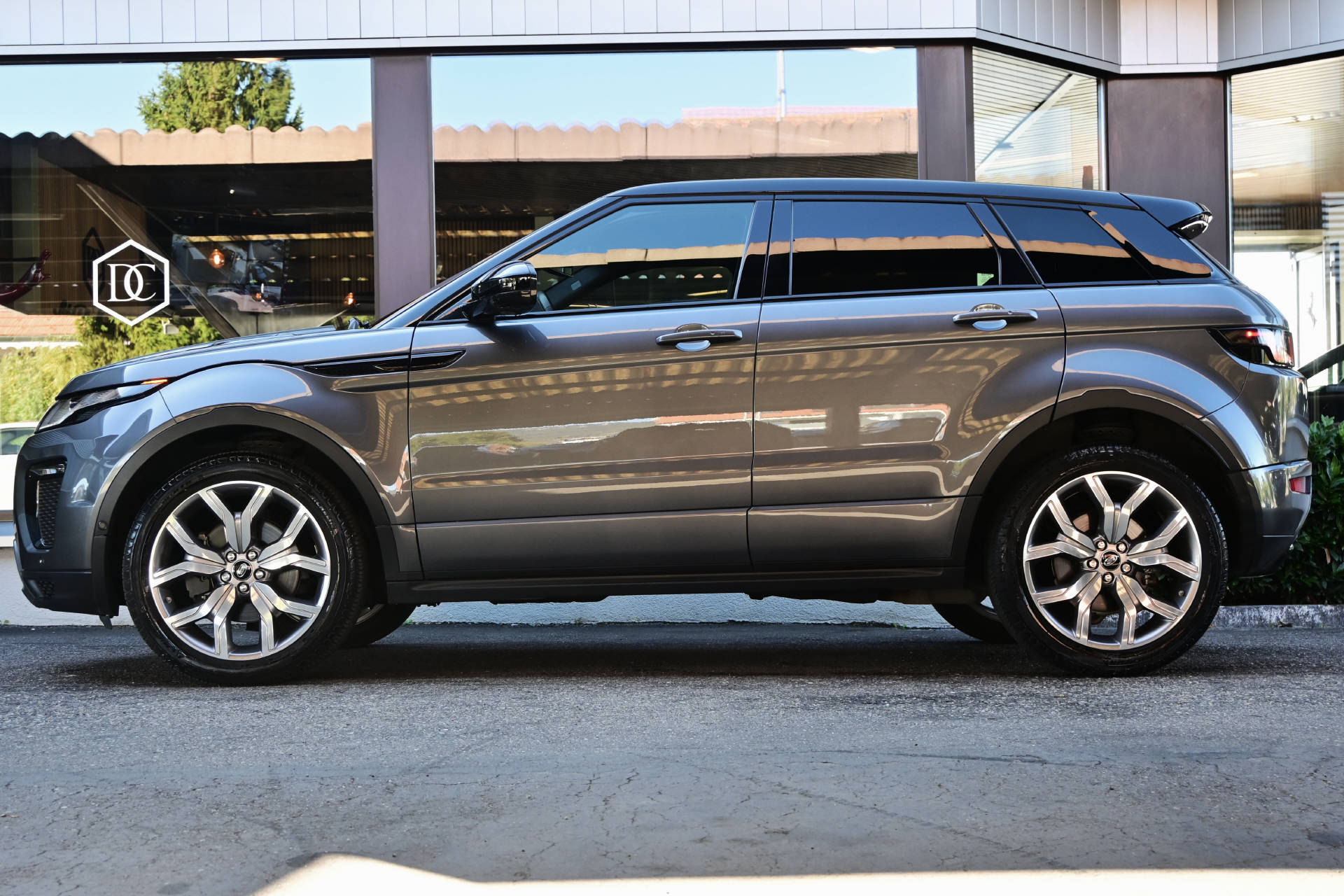 LAND ROVER Range Rover Evoque 2.0 TD4 HSE Dynamic-image-4