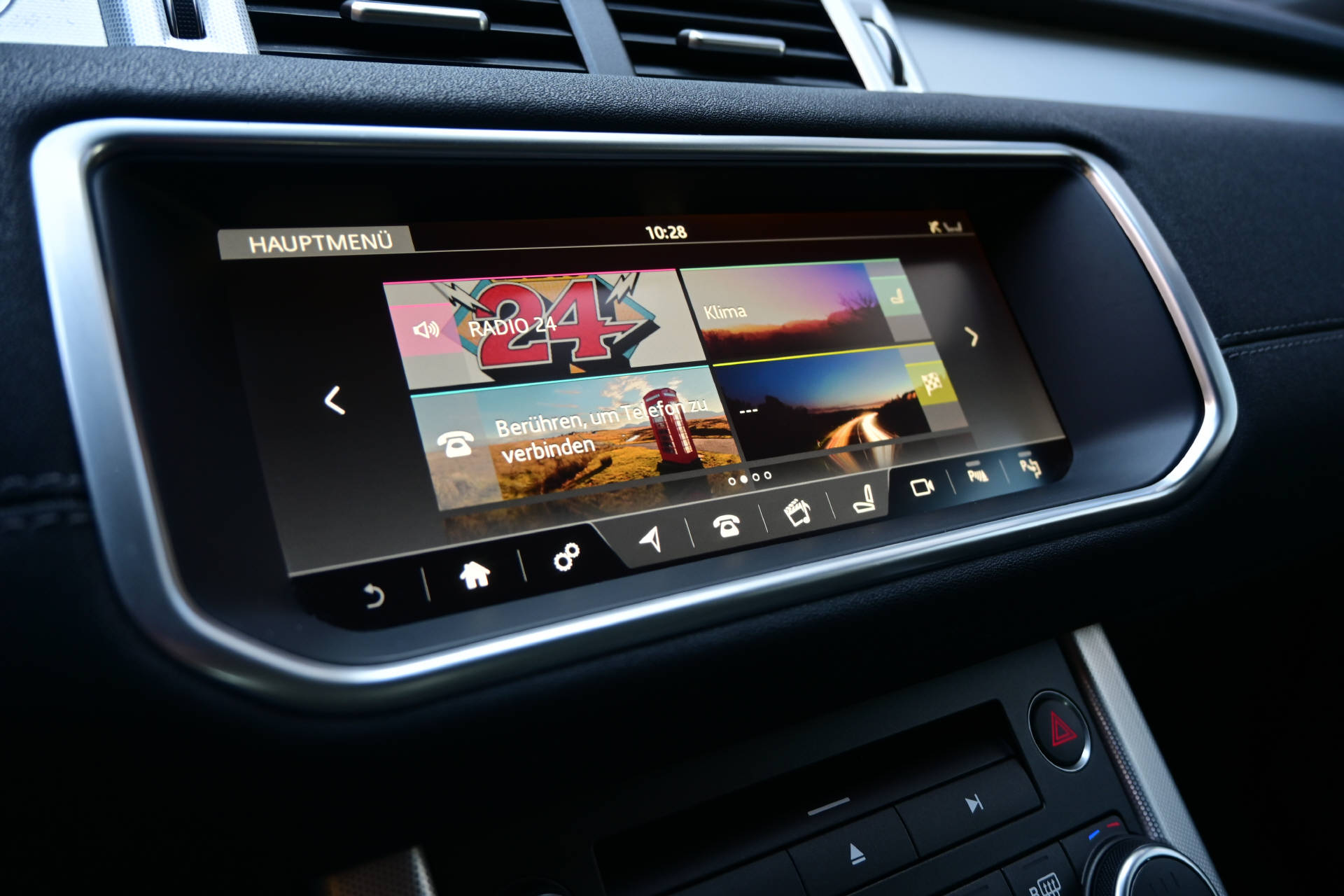 LAND ROVER Range Rover Evoque 2.0 TD4 HSE Dynamic-image-14