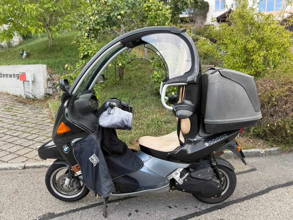 BMW C1-image-1
