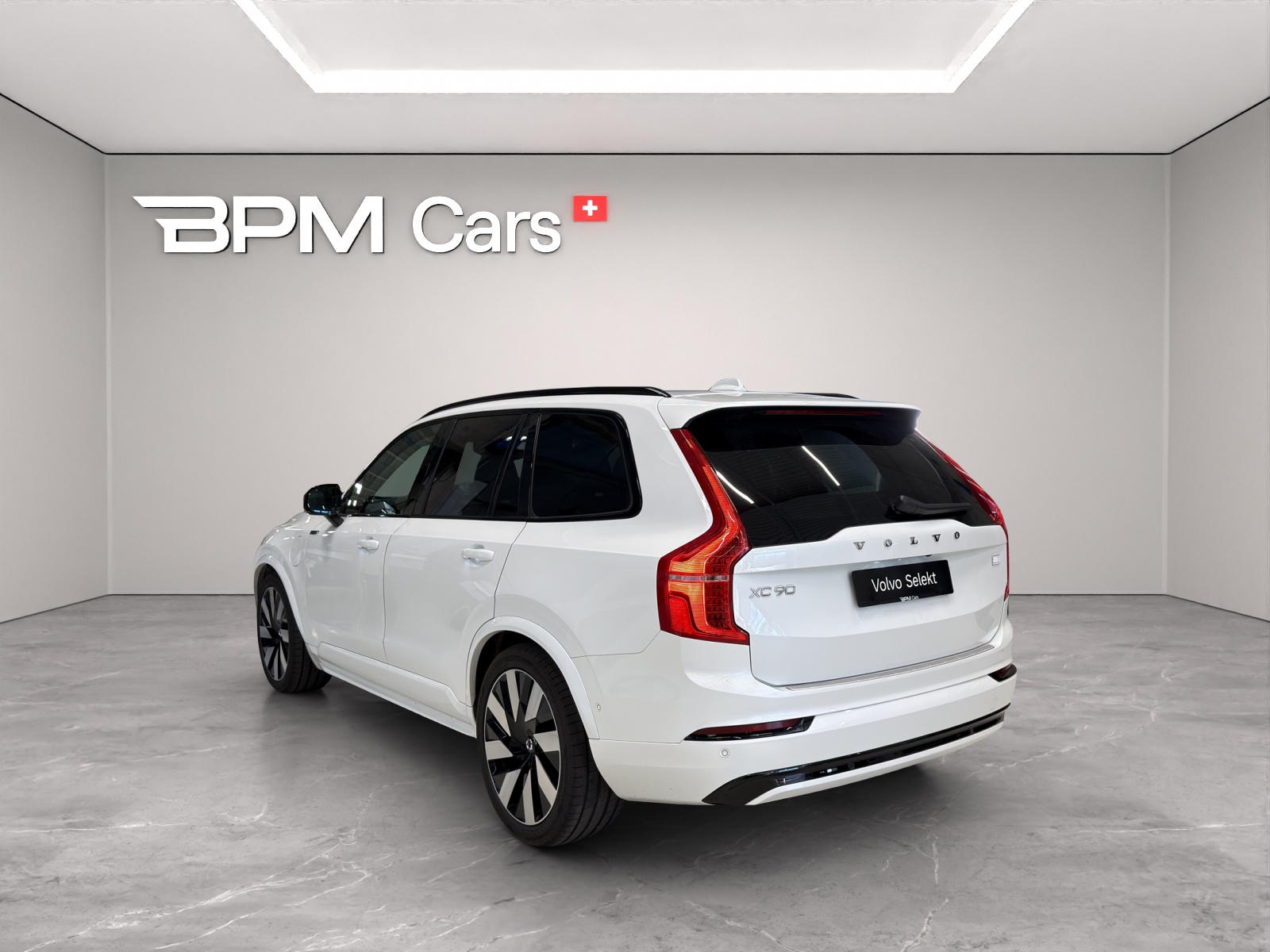 VOLVO XC90 2.0 T8 TE XCLUSIVE Dark 7P. eAWD-showroom-element-2