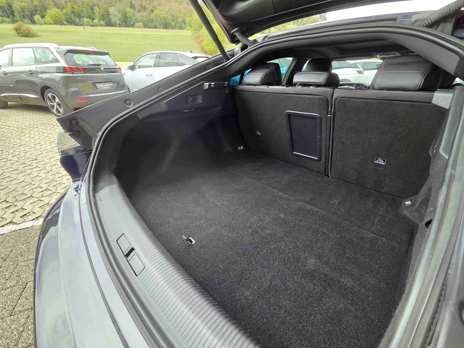 PEUGEOT 508 1.6 PureTech GT-image-15