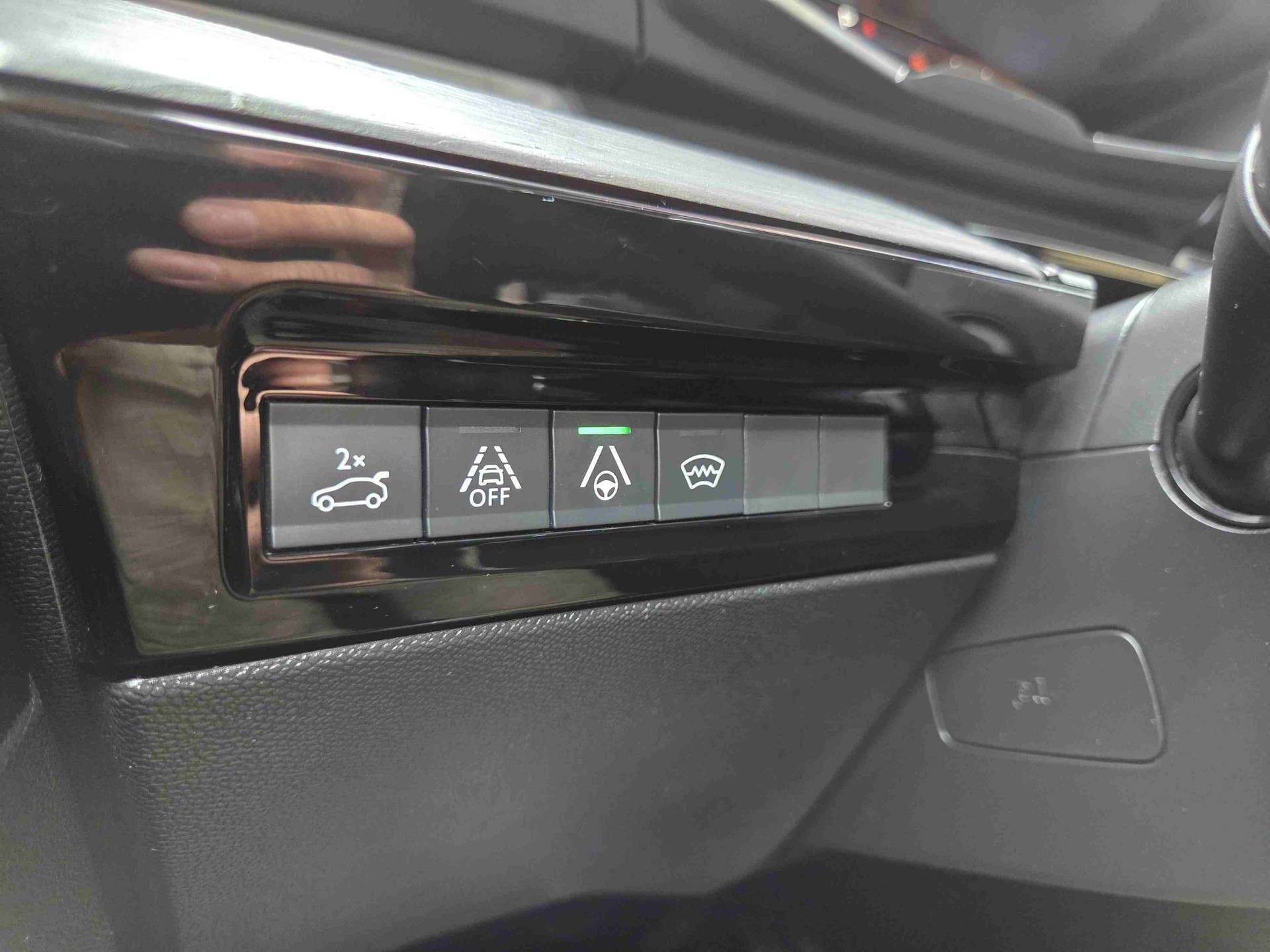 PEUGEOT 508 1.6 PureTech GT-image-13