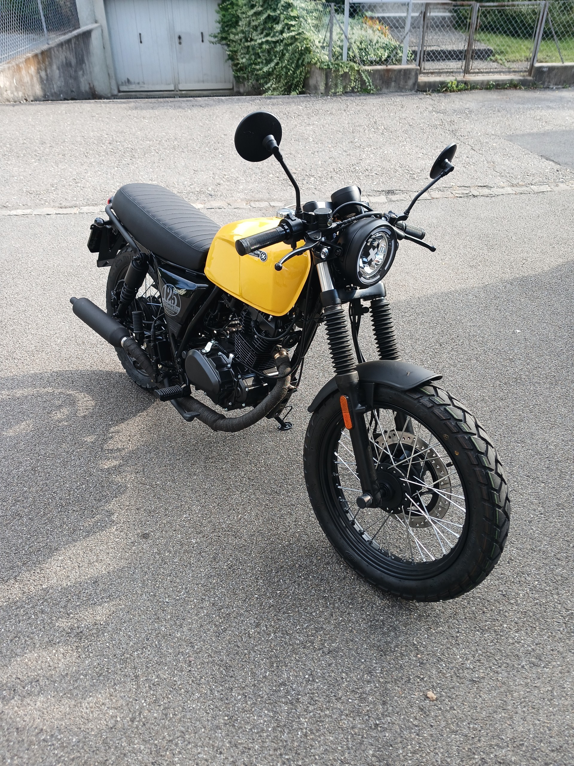 BRIXTON Cromwell 125 CBS-image-4