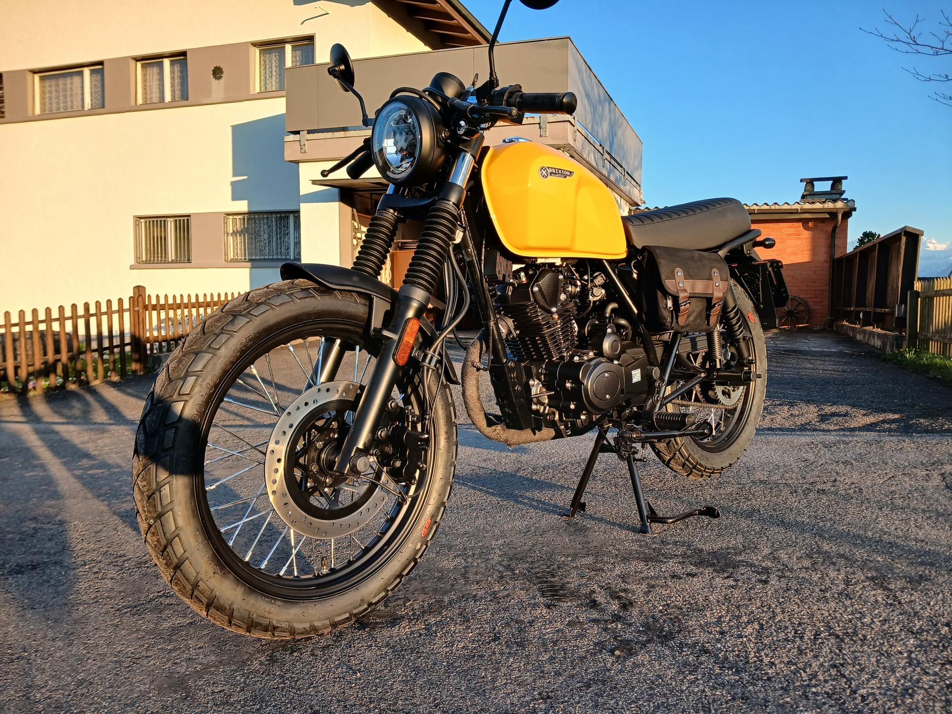 BRIXTON Cromwell 125 CBS-image-8