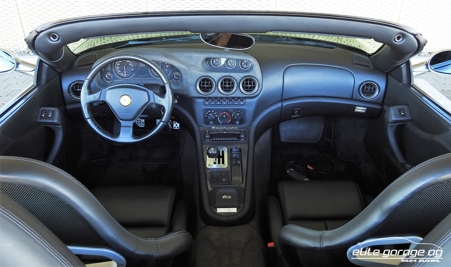 FERRARI F550 BARCHETTA-image-8