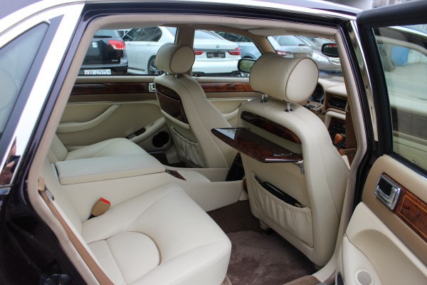 DAIMLER 6.0 Double Six Majestic-image-8