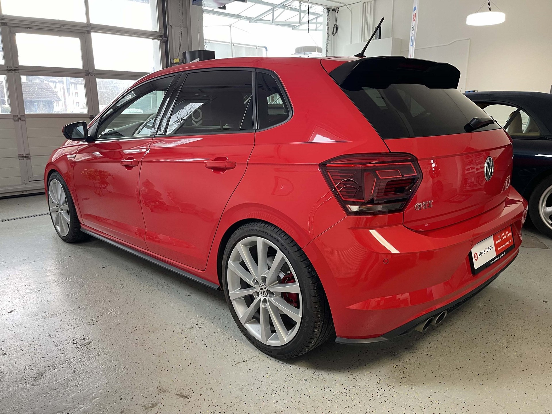VW Polo 2.0 TSI GTI DSG-image-3
