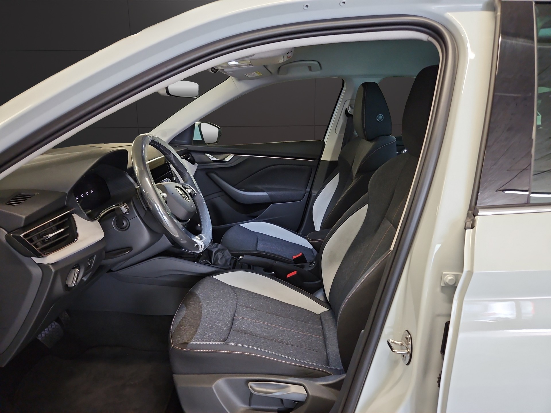 SKODA Scala 1.0 TSI Selection DSG-image-8