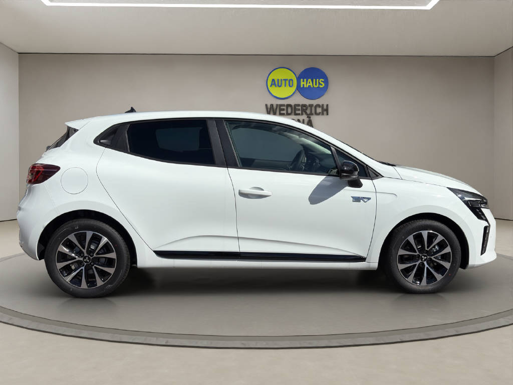 MITSUBISHI Colt 1.6 HEV Invite+-image-5