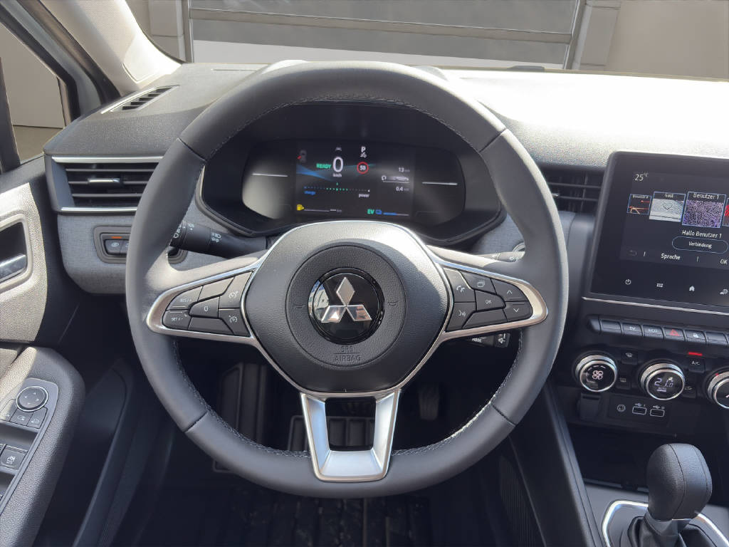 MITSUBISHI Colt 1.6 HEV Invite+-image-10