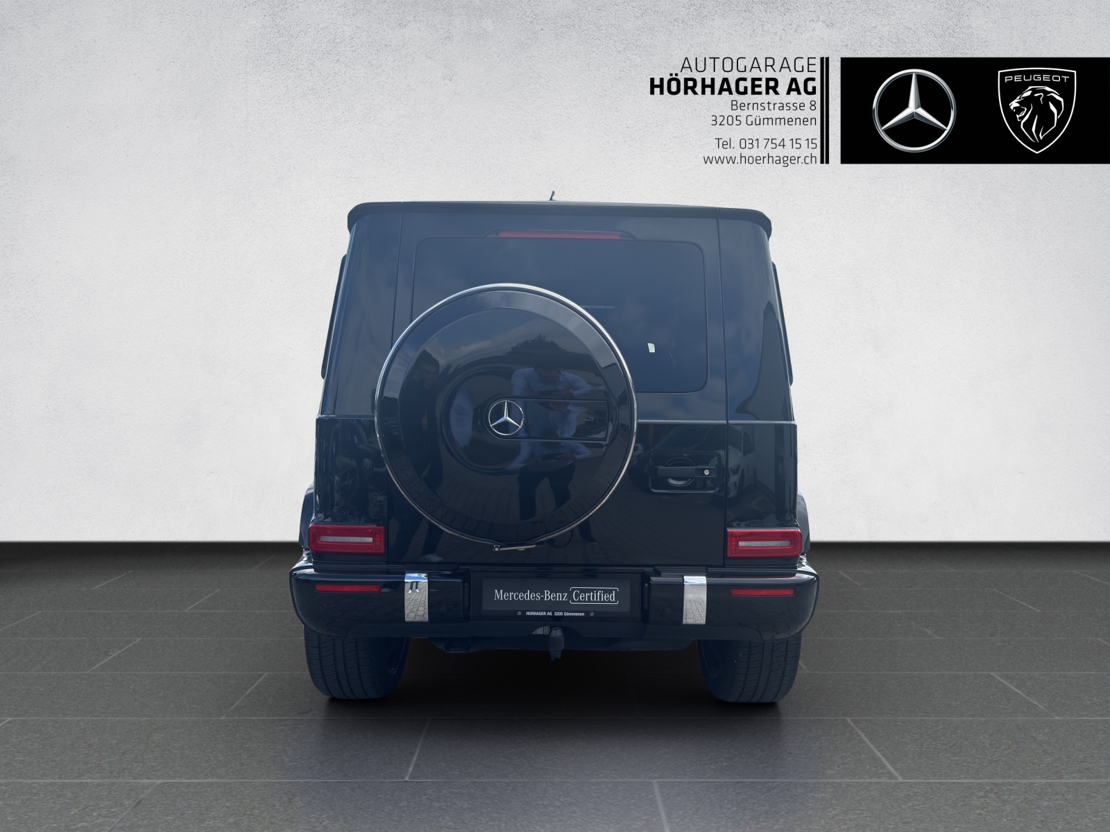 MERCEDES-BENZ G 350 d AMG Line 9G-Tronic-showroom-element-3