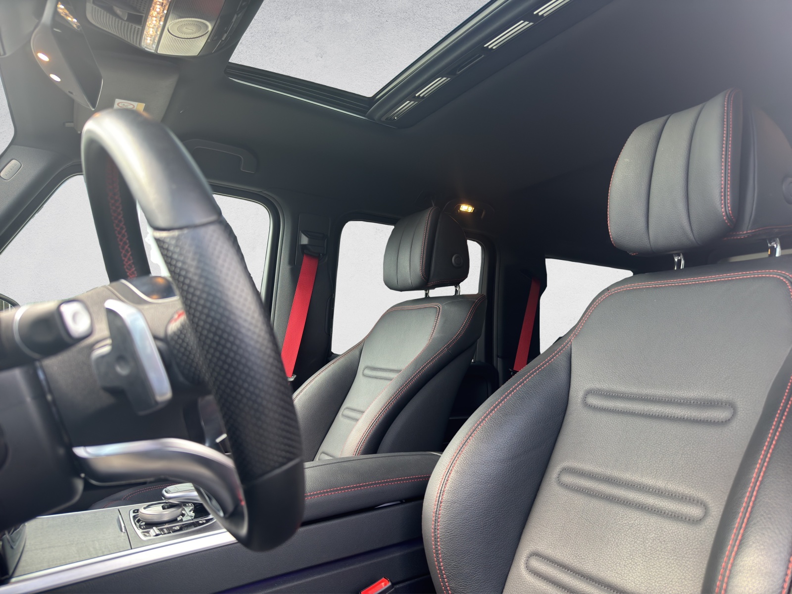 MERCEDES-BENZ G 350 d AMG Line 9G-Tronic-image-12