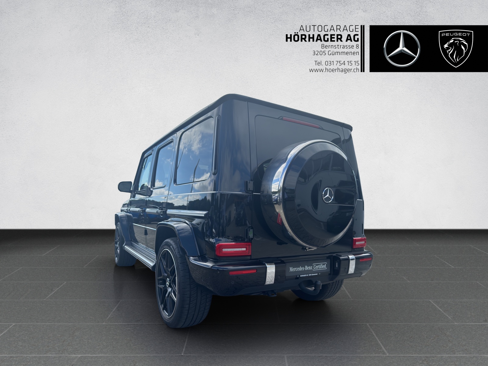 MERCEDES-BENZ G 350 d AMG Line 9G-Tronic-image-4