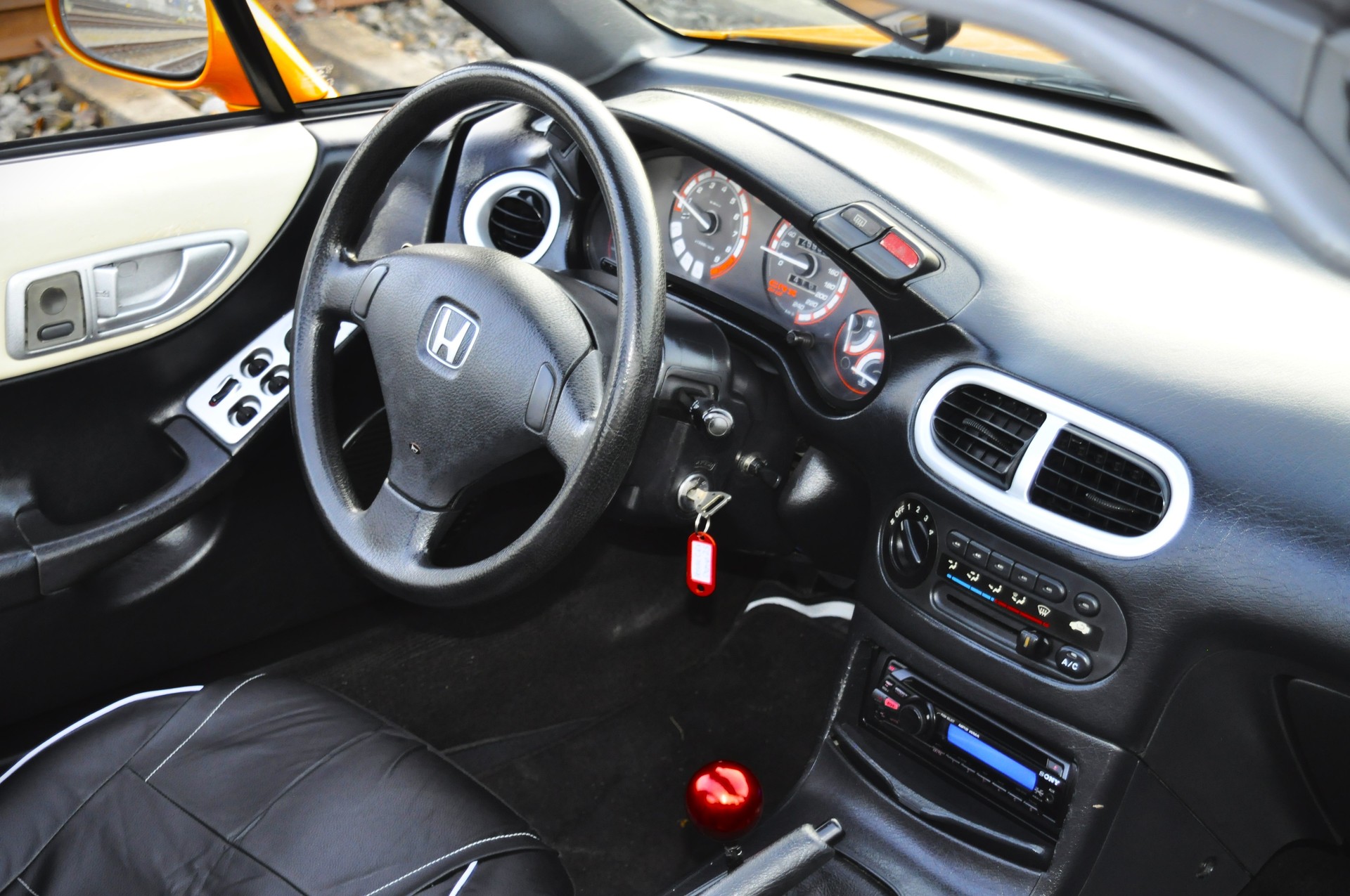 HONDA CRX 1.6i-16 V-TEC VTi-image-11