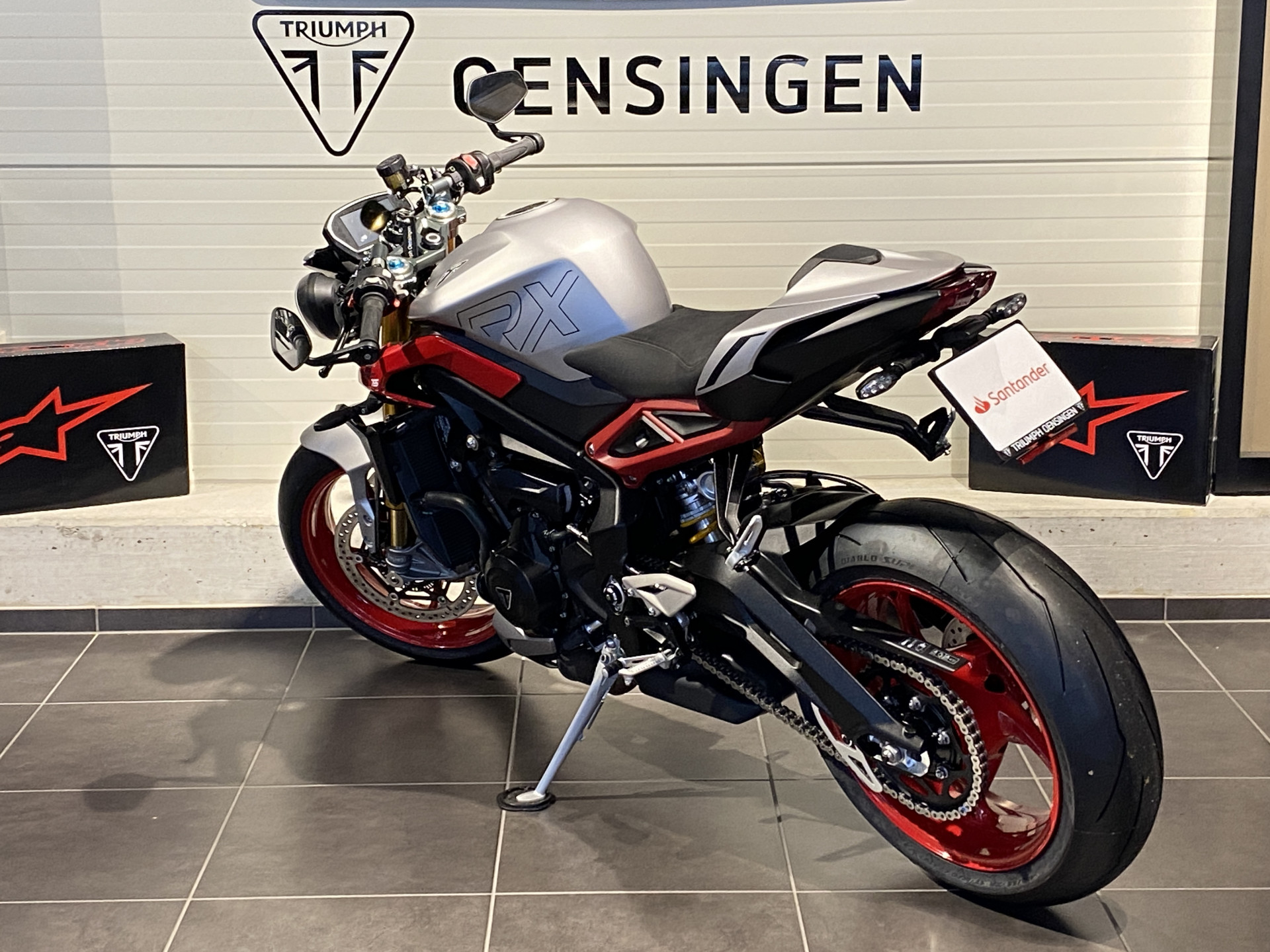 TRIUMPH Street Triple 765 RX-image-4