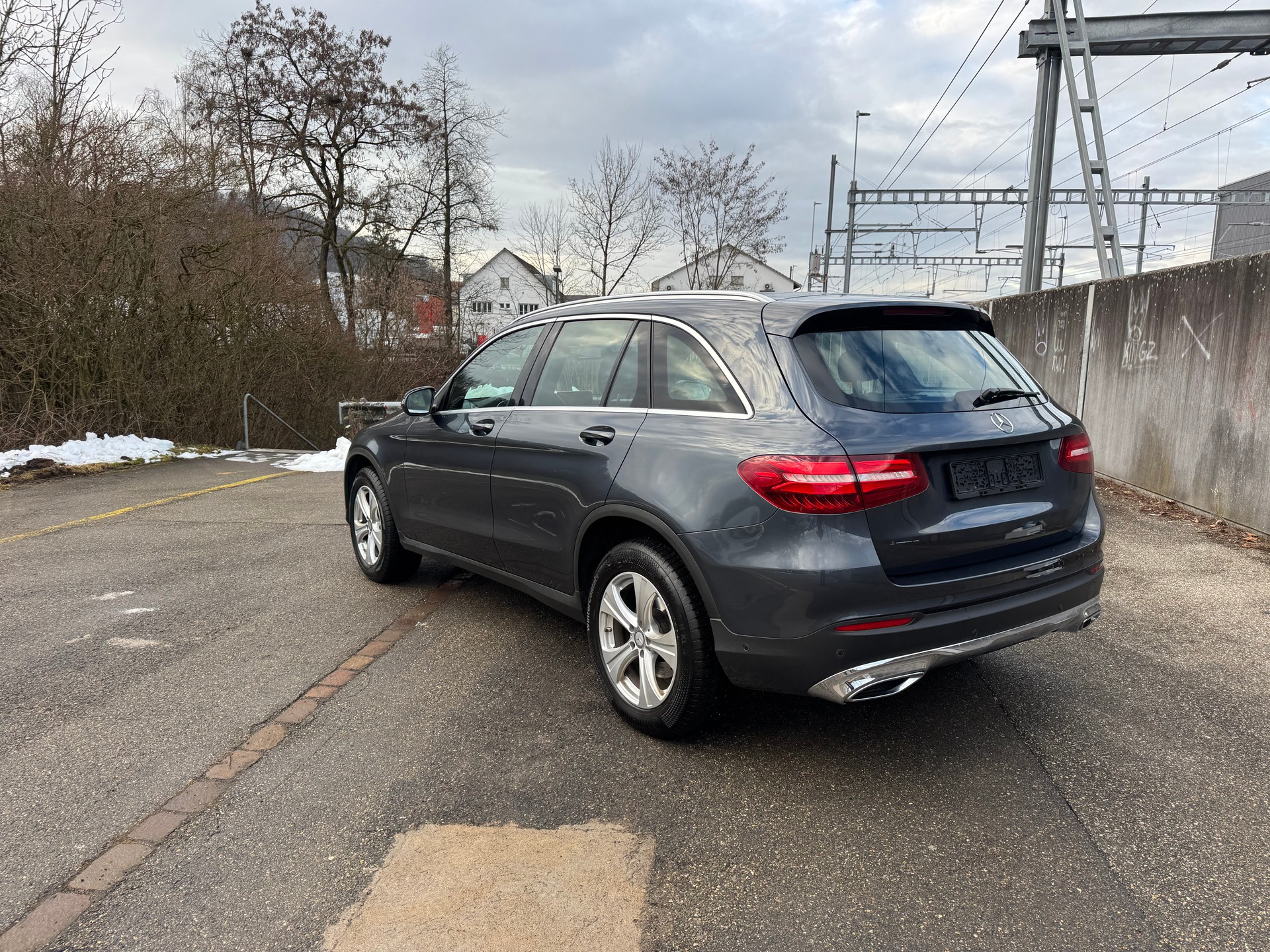 MERCEDES-BENZ GLC 250 d Exclusive 4Matic 9G-Tronic-showroom-element-2