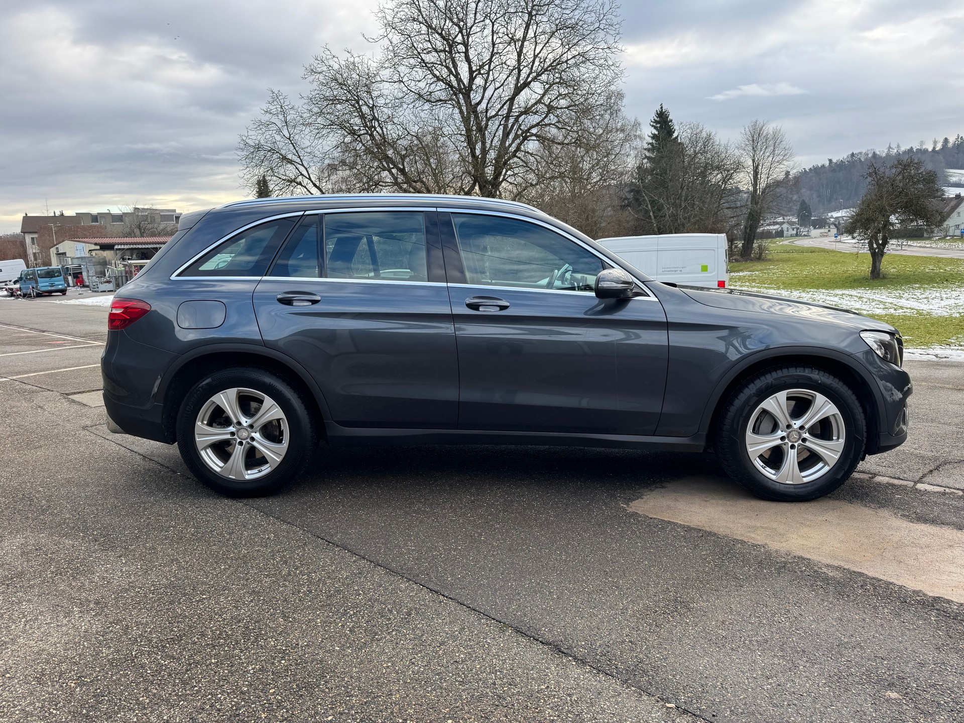 MERCEDES-BENZ GLC 250 d Exclusive 4Matic 9G-Tronic-image-4