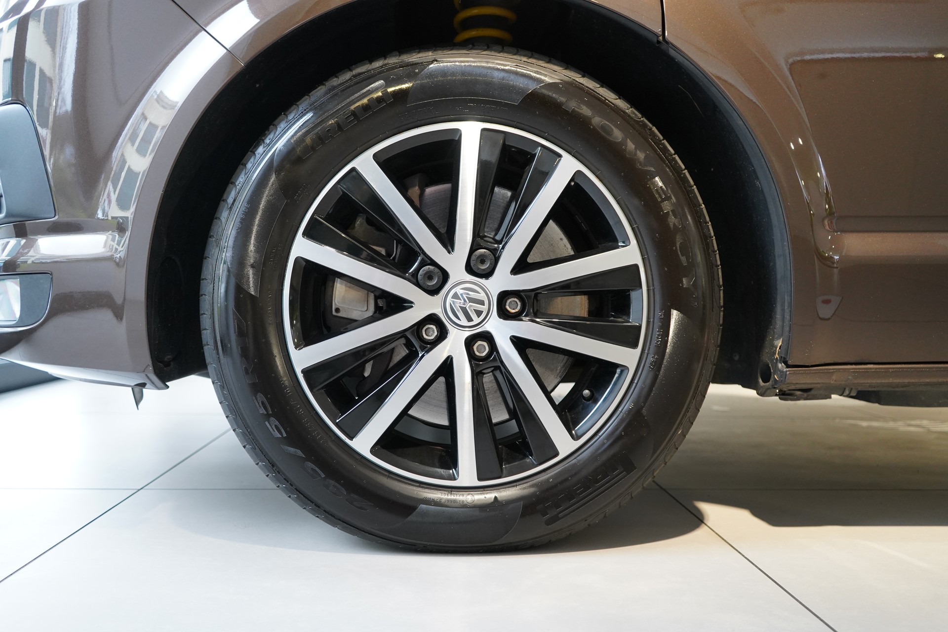 VW Multivan 2.0BiTDI Comfort 4Matic-image-20