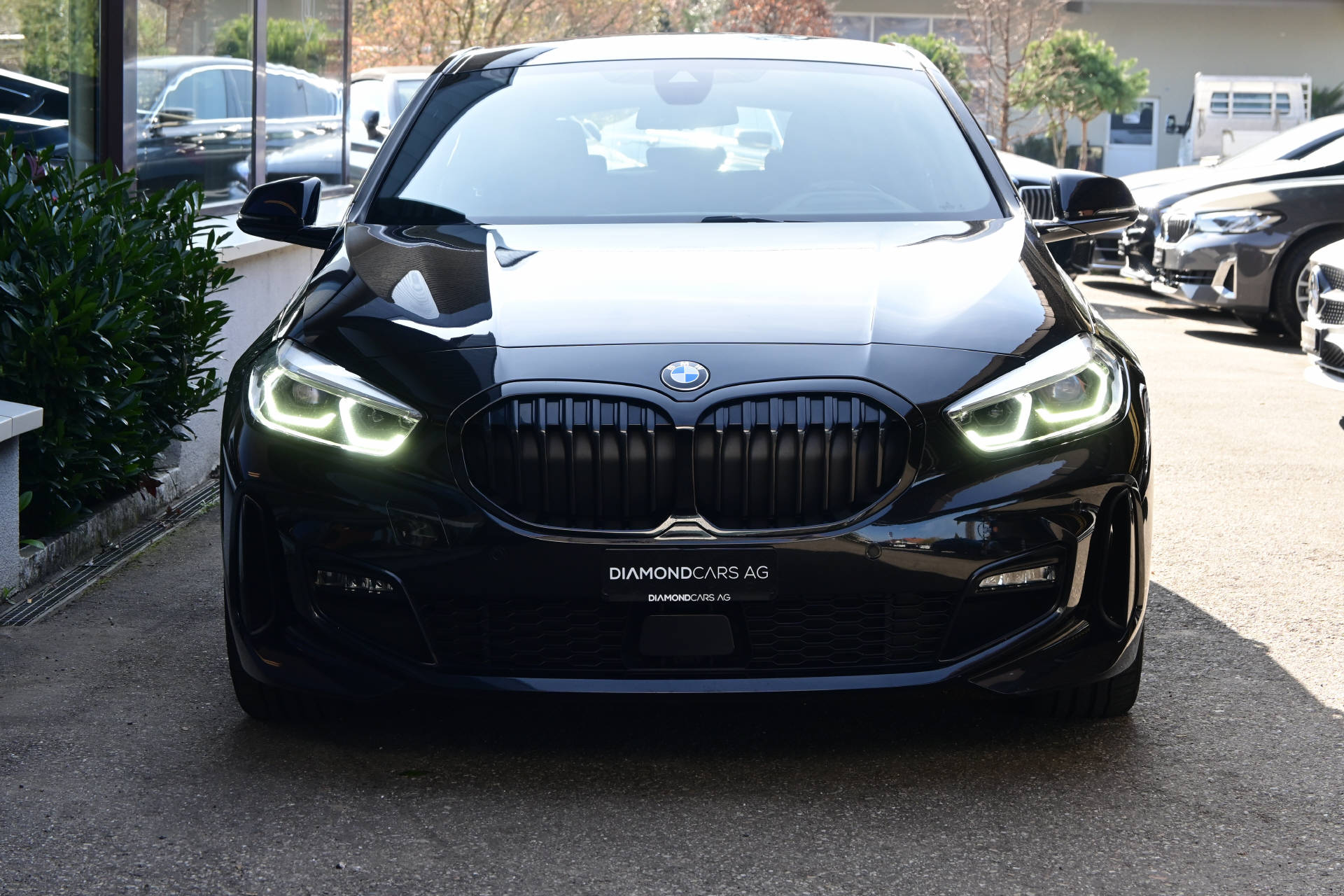 BMW 120d xDrive SAG *M-Sport*HUD*H&K*-showroom-element-3