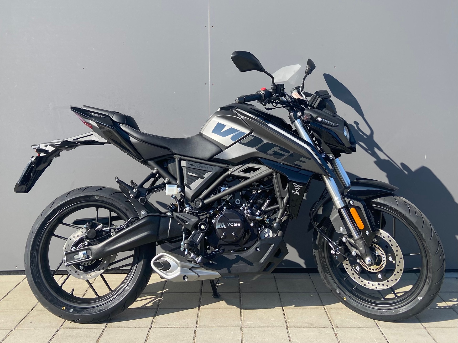 VOGE 125R-image-0