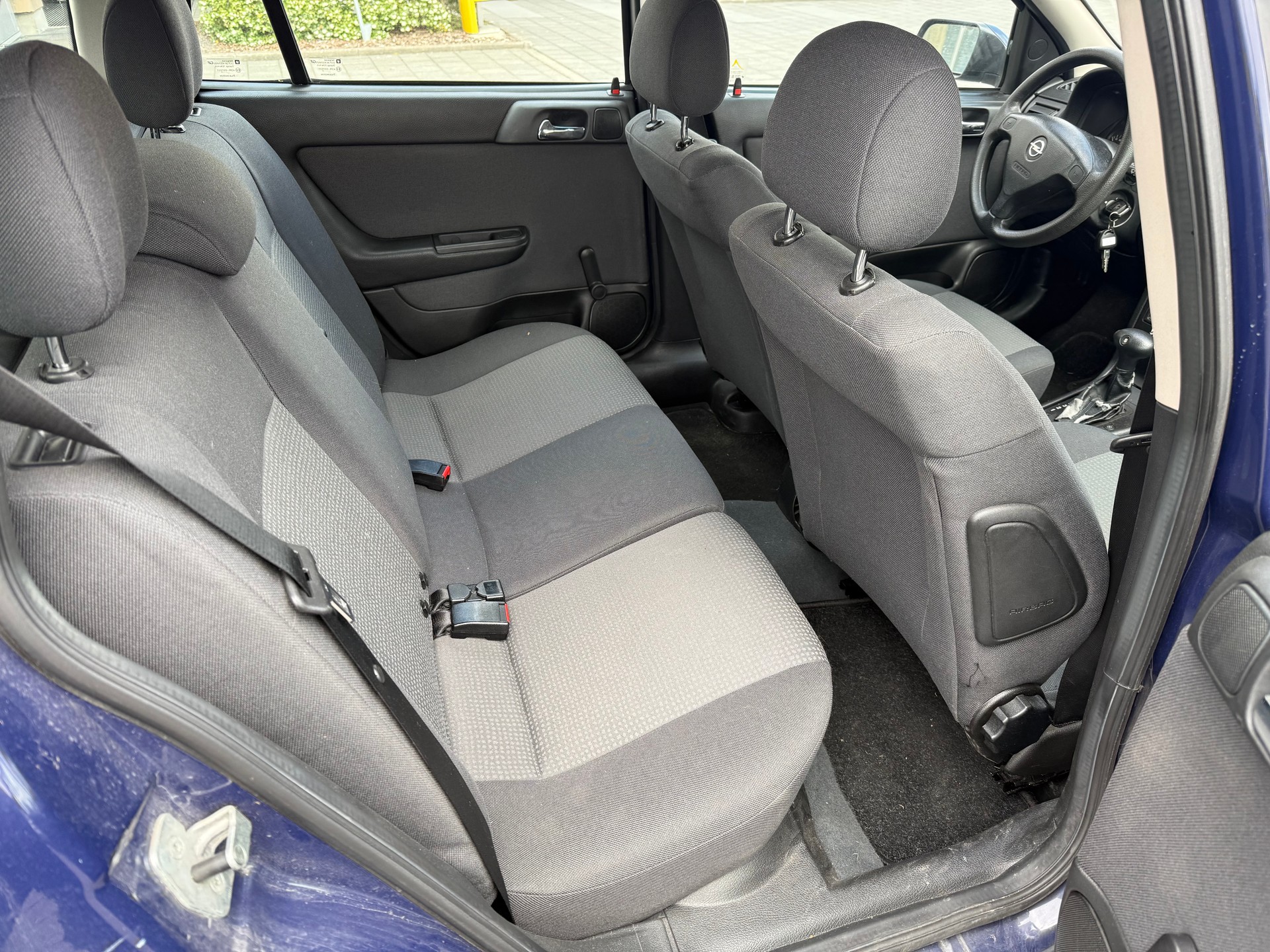 OPEL Astra Caravan 1.4i 16V Favorit-image-5