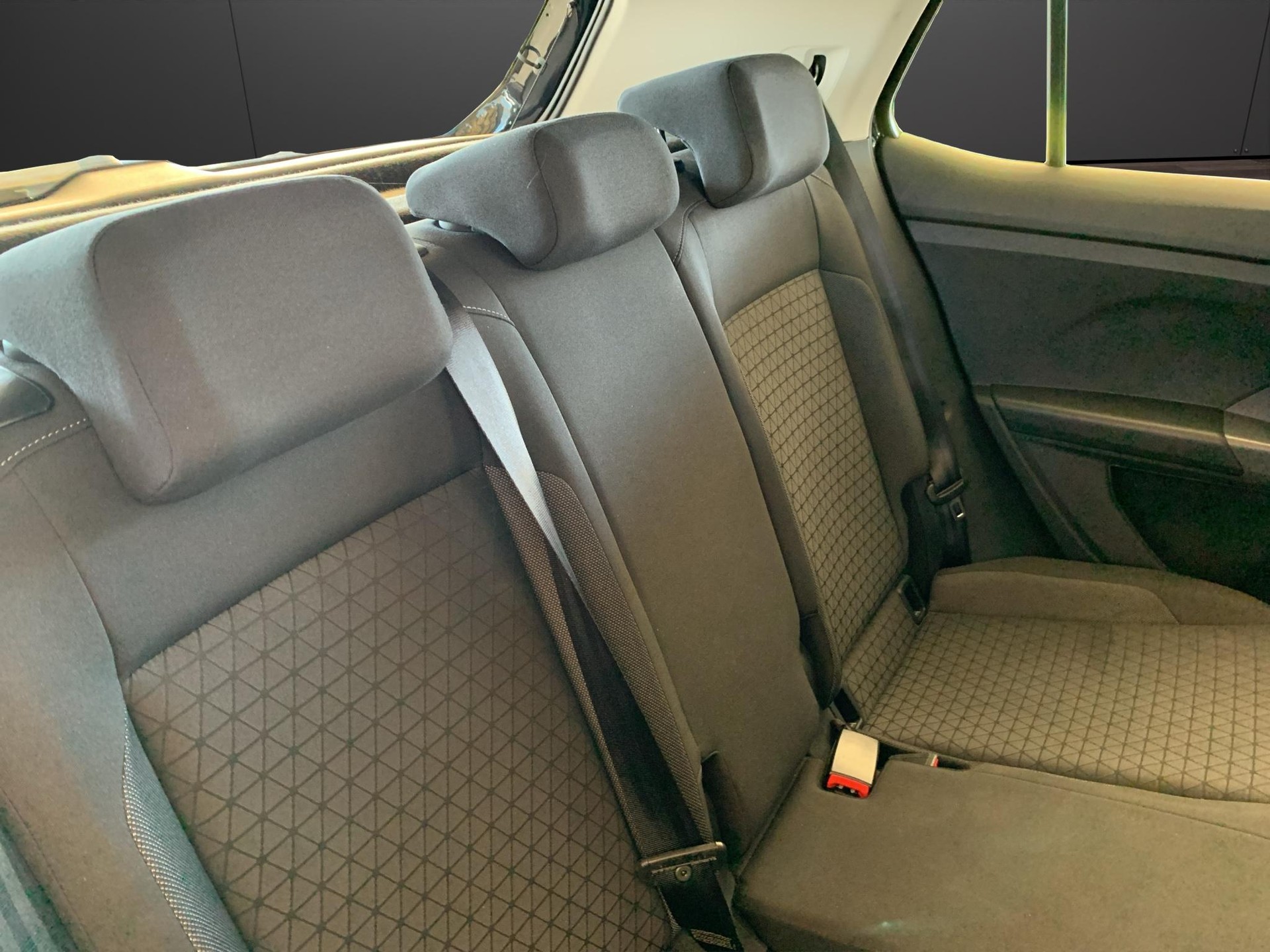 VW T-Cross 1.0 TSI 110 Life DSG-image-13