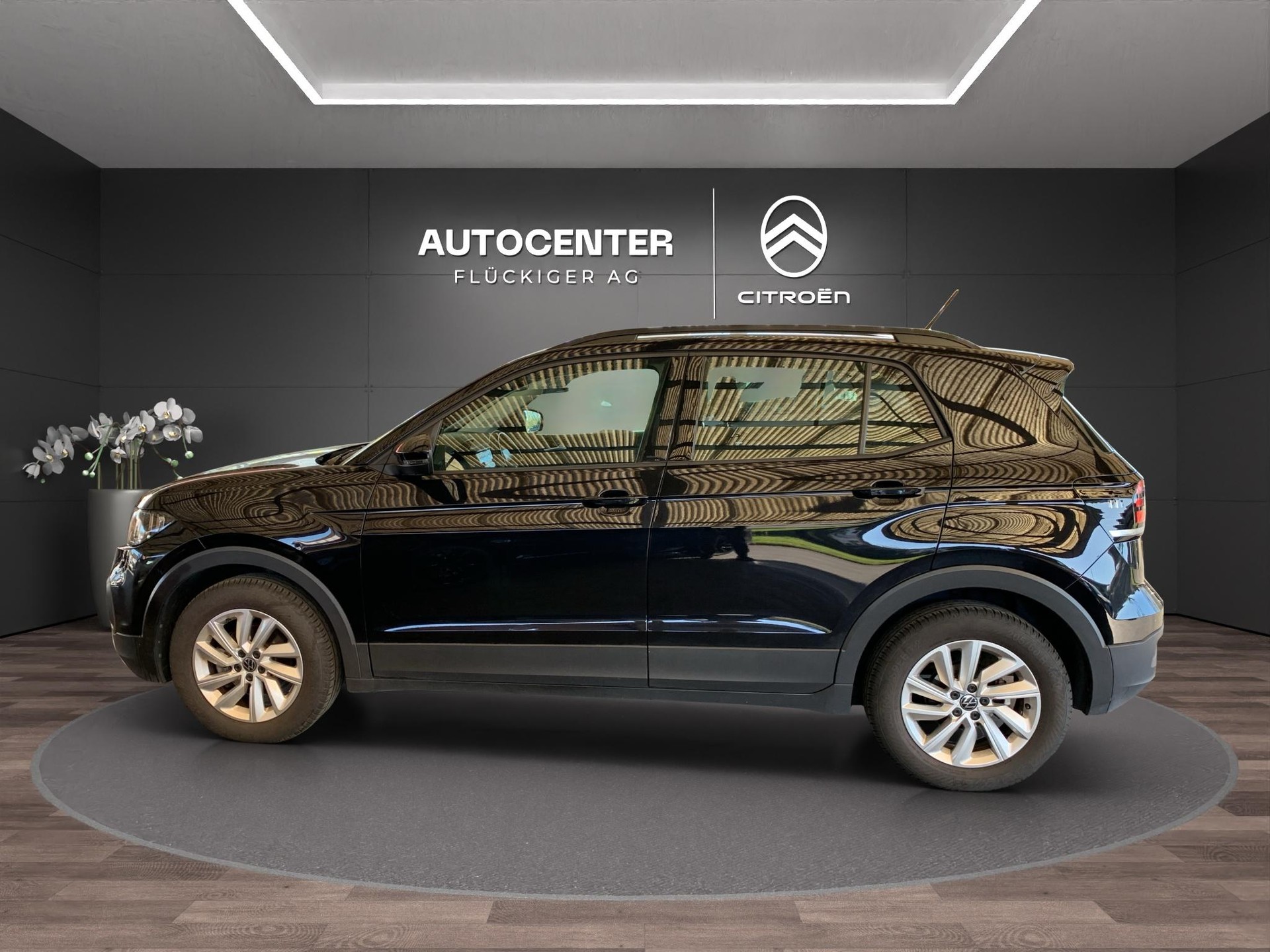 VW T-Cross 1.0 TSI 110 Life DSG-image-5