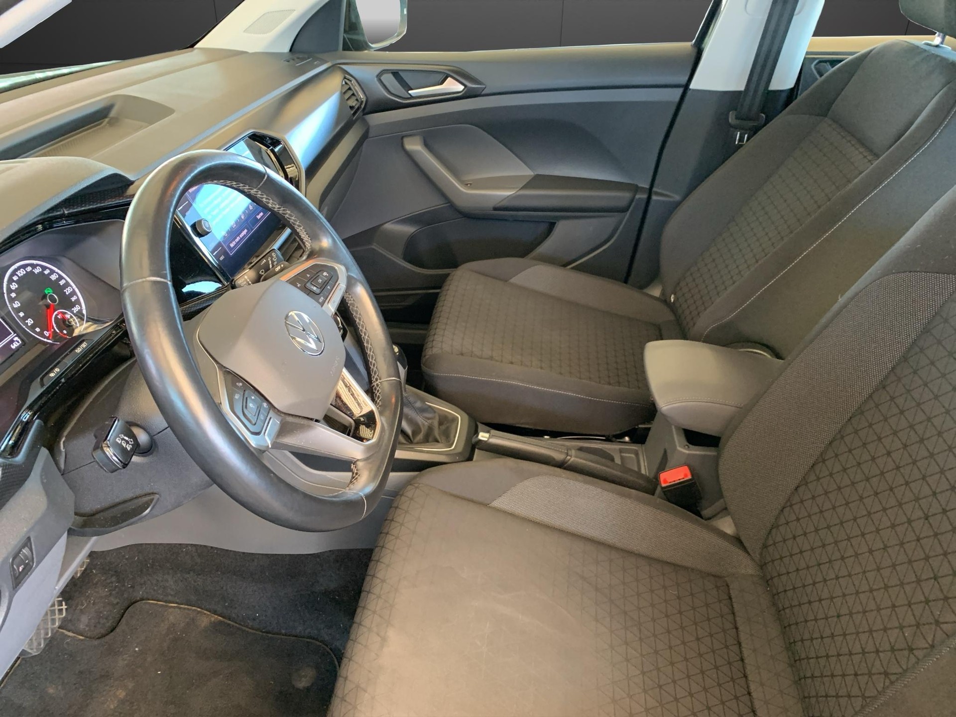 VW T-Cross 1.0 TSI 110 Life DSG-image-2