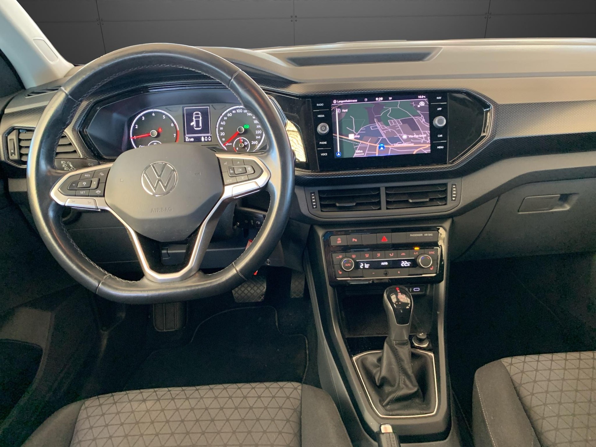 VW T-Cross 1.0 TSI 110 Life DSG-image-12