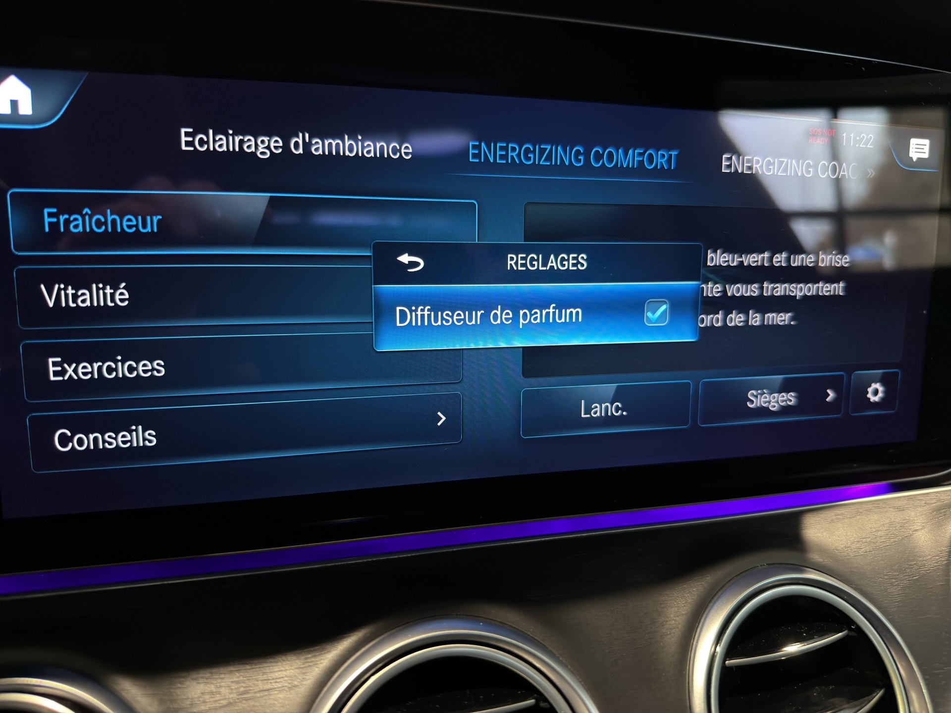 MERCEDES-BENZ E 450 AMG Line 4Matic 9G-Tronic-image-16